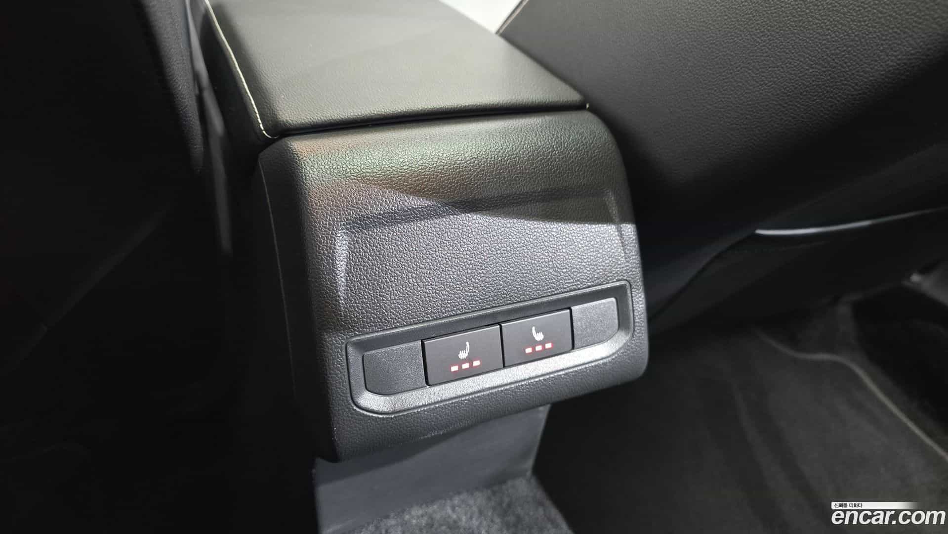 Jetta Volkswagen 2023.11-OPTION-041