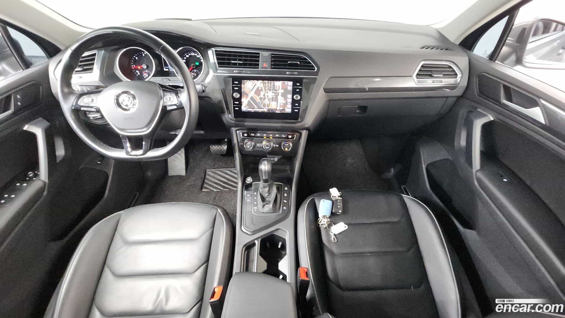 Tiguan Volkswagen 2020.10-INNER-007