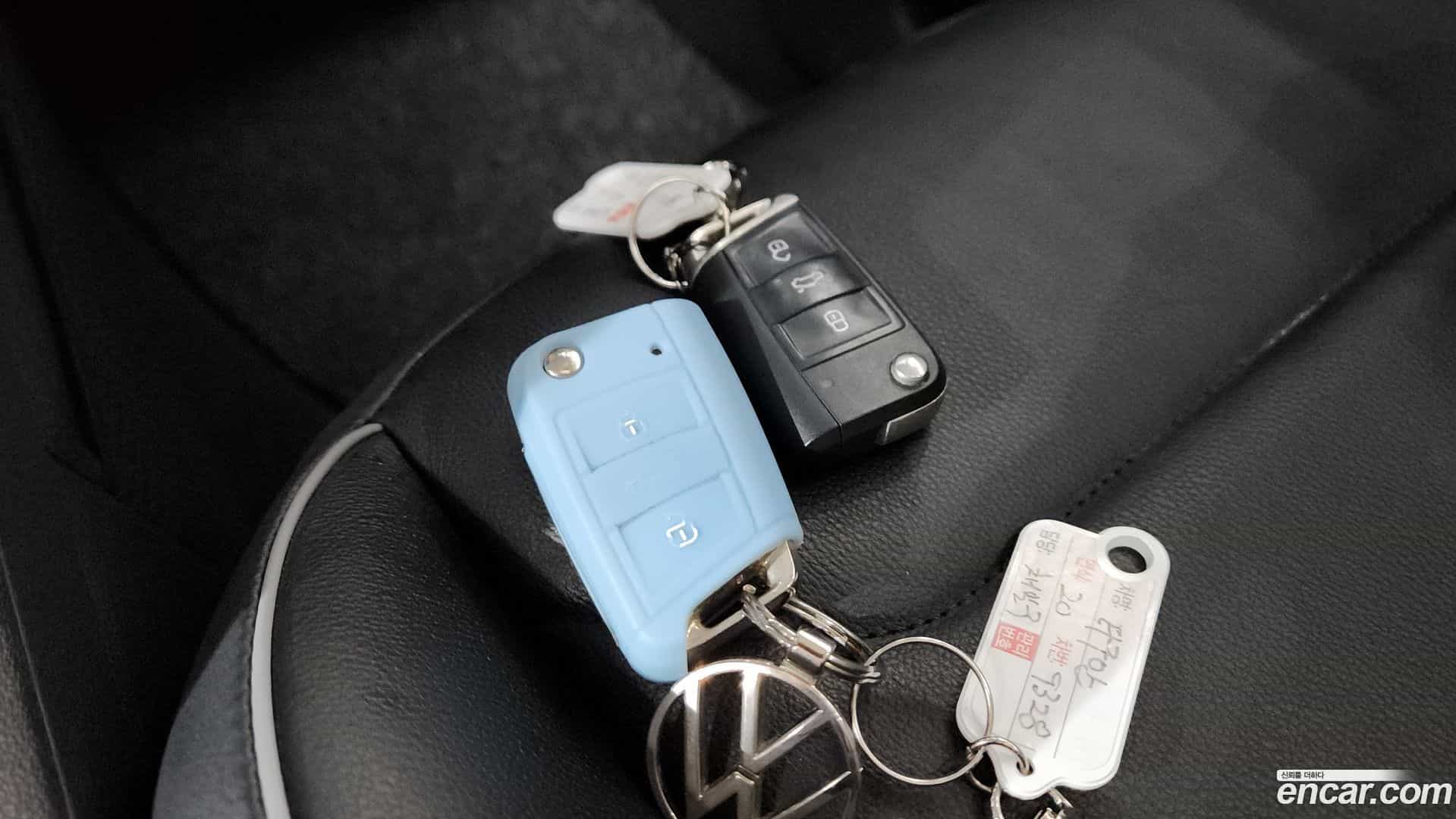 Tiguan Volkswagen 2020.10-OPTION-019