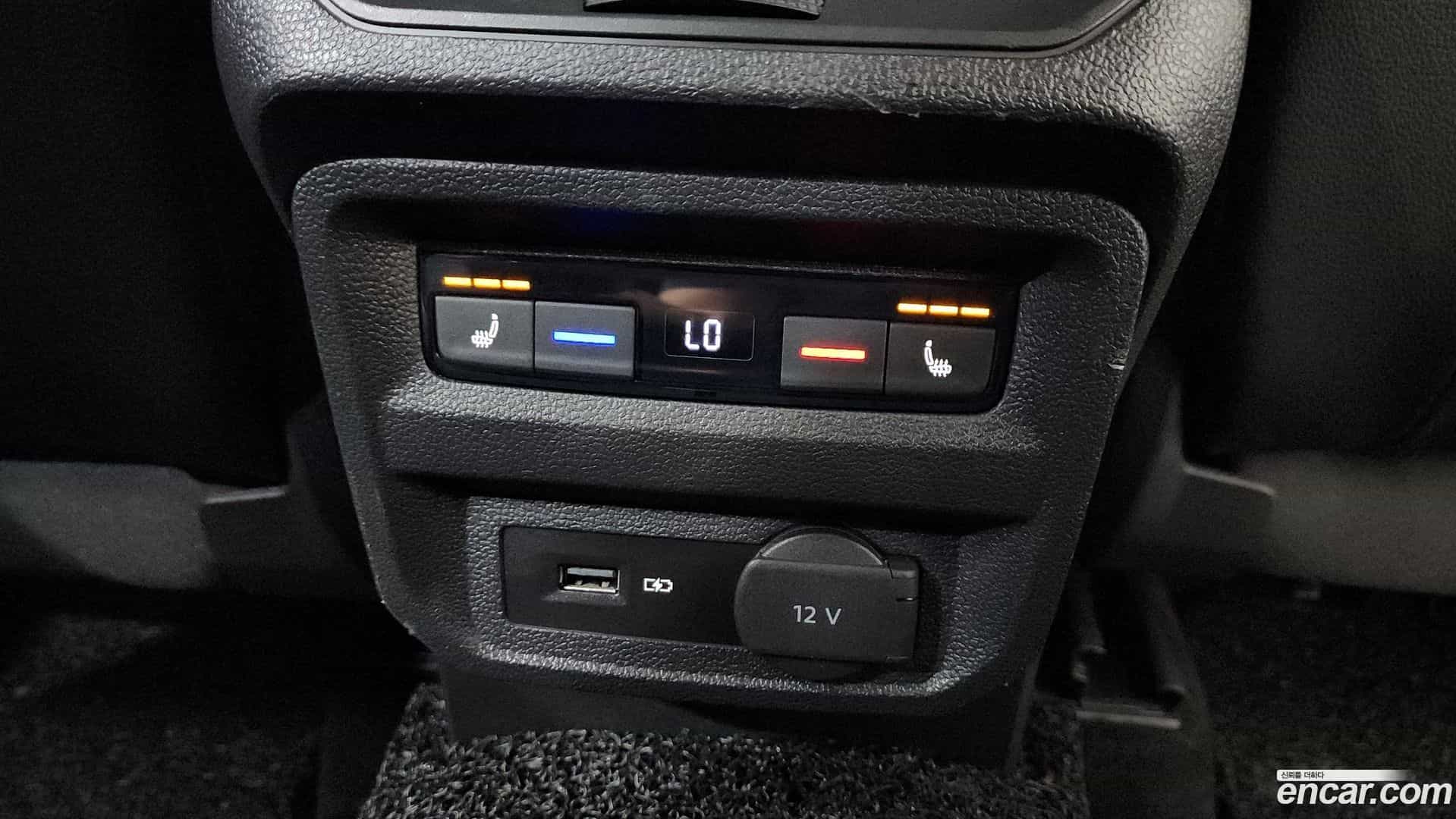 Tiguan Volkswagen 2020.10-OPTION-049