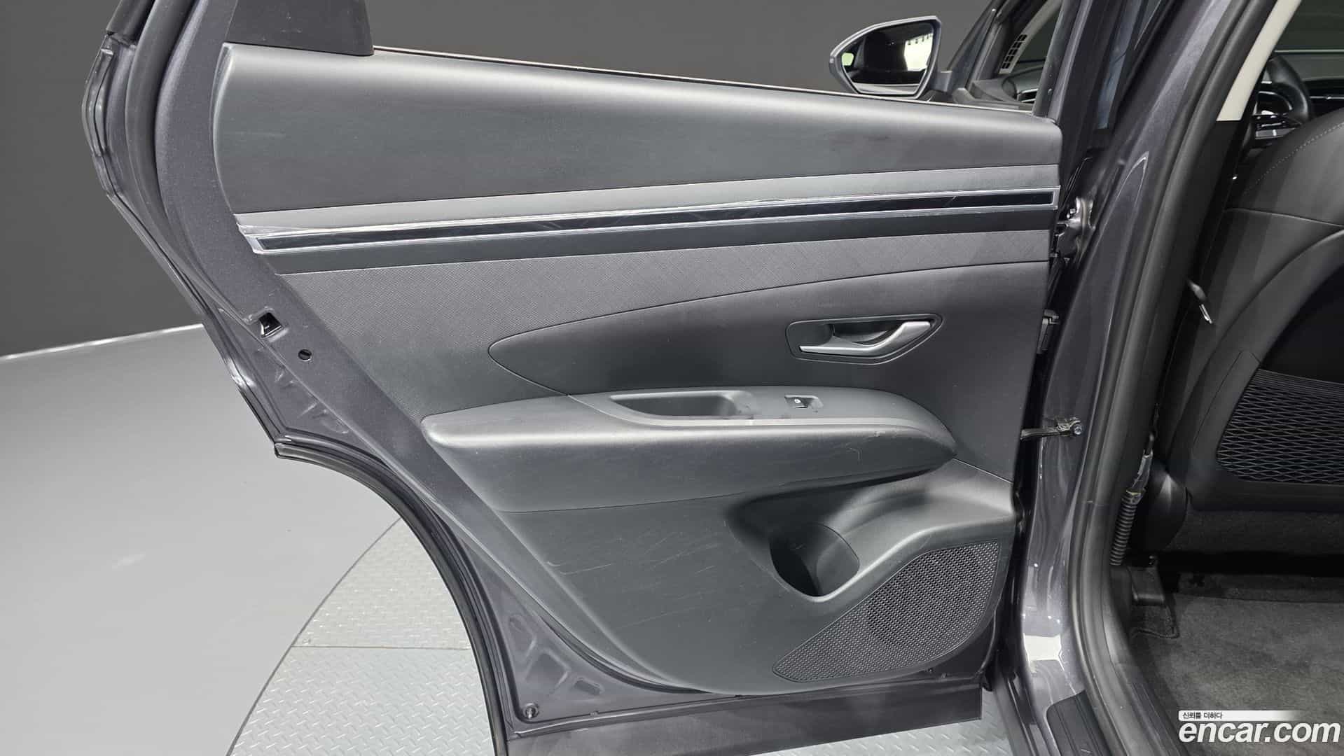 Tucson Hyundai 2022.1-INNER-035