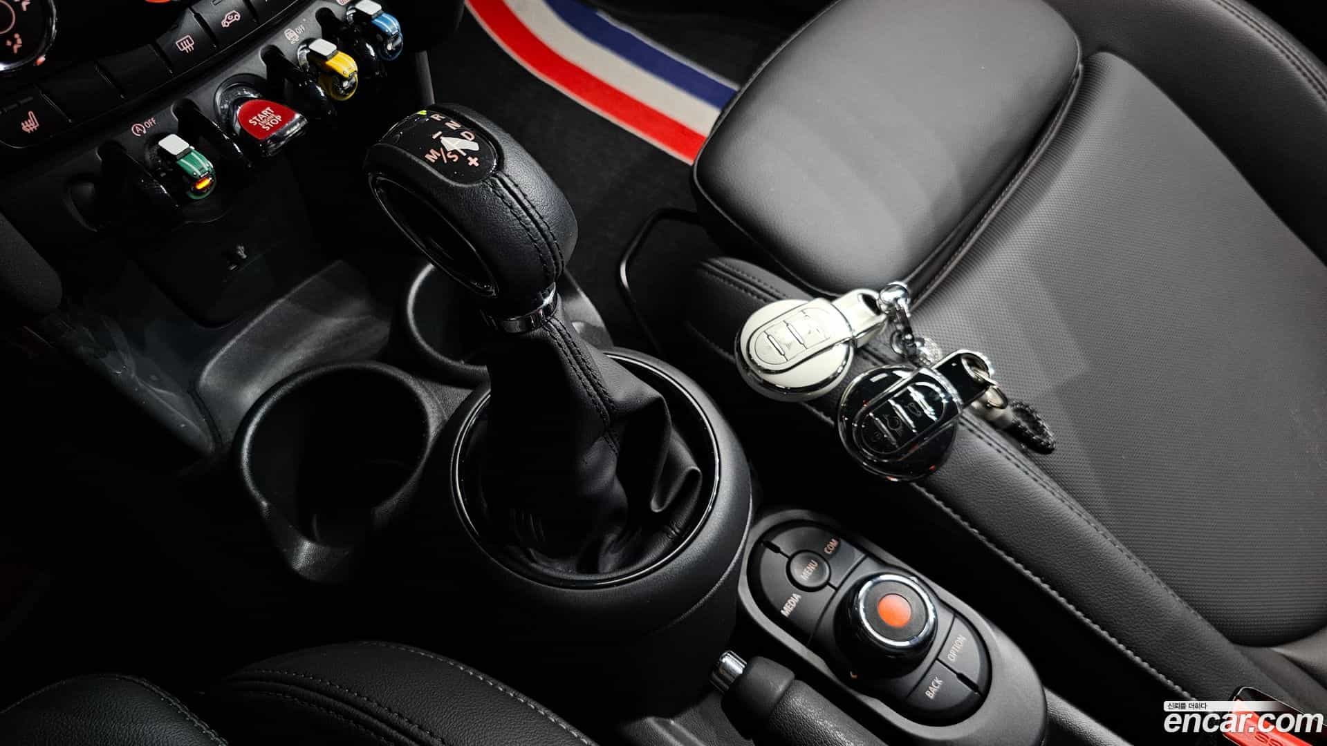 Cooper Mini 2019.6-INNER-009