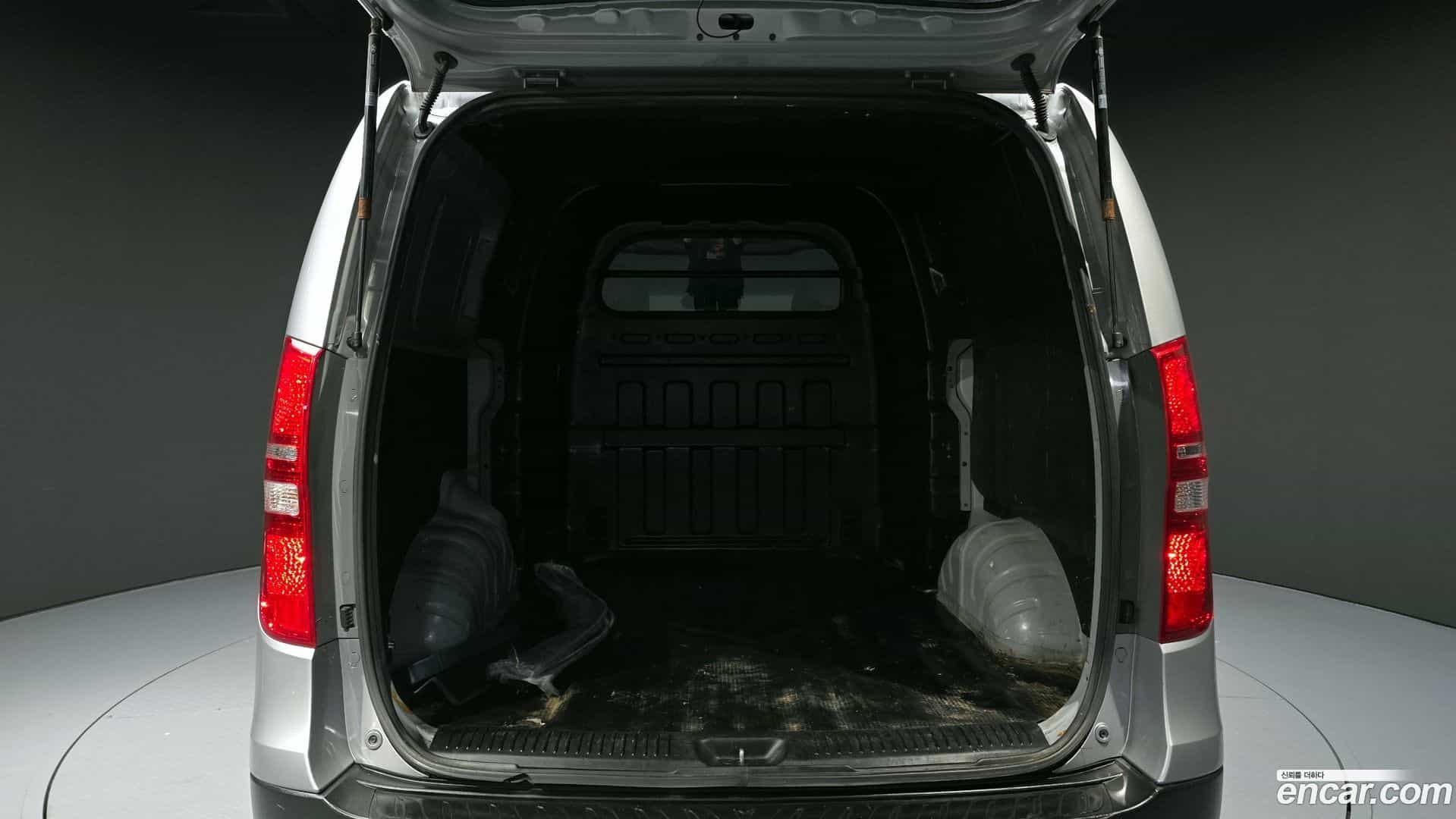 Starex Hyundai 2019.4-OPTION-024