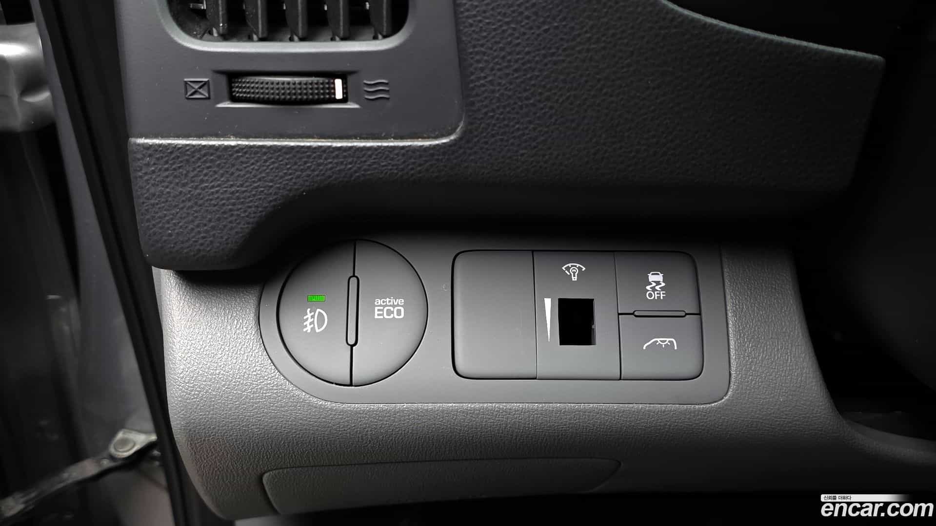 Starex Hyundai 2019.4-OPTION-041