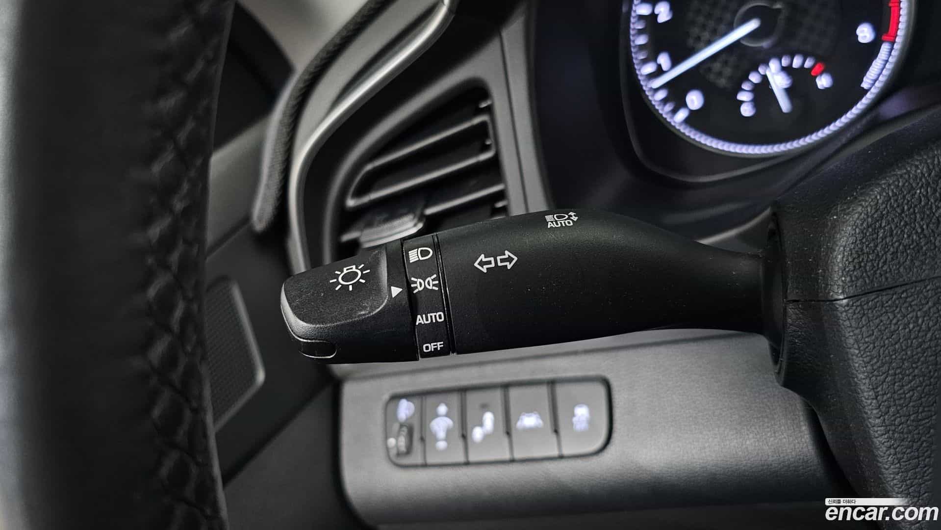 AVANTE Hyundai 2020.0-OPTION-023