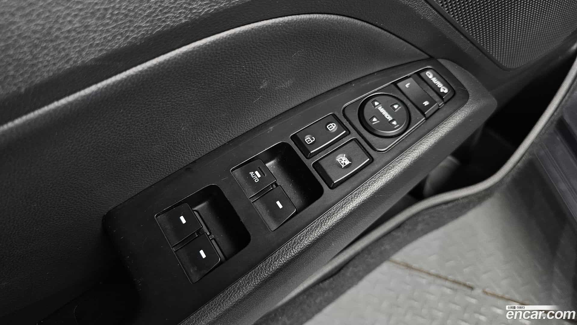 AVANTE Hyundai 2020.0-OPTION-024