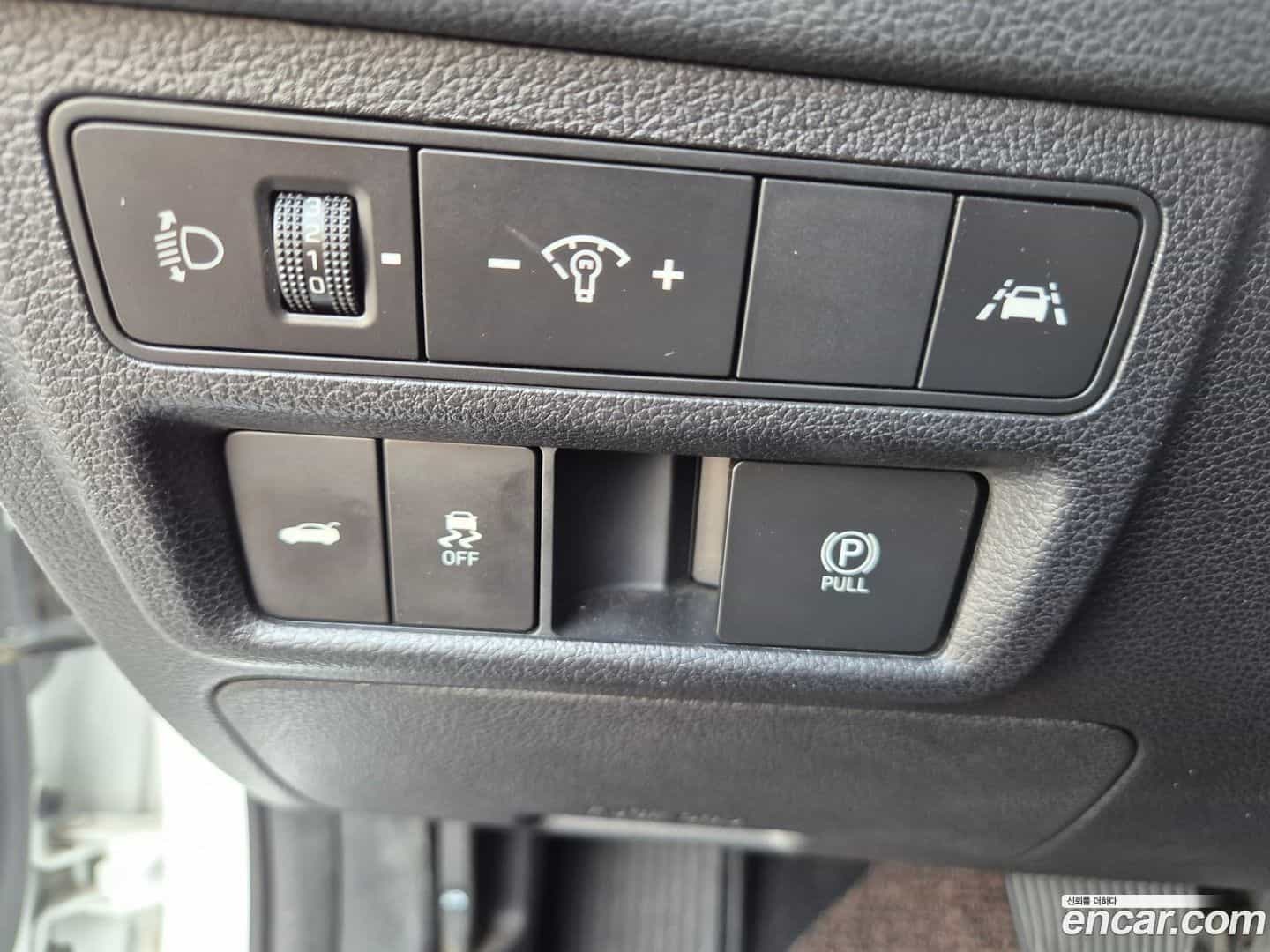 Sonata Hyundai 2019.4-OPTION-017