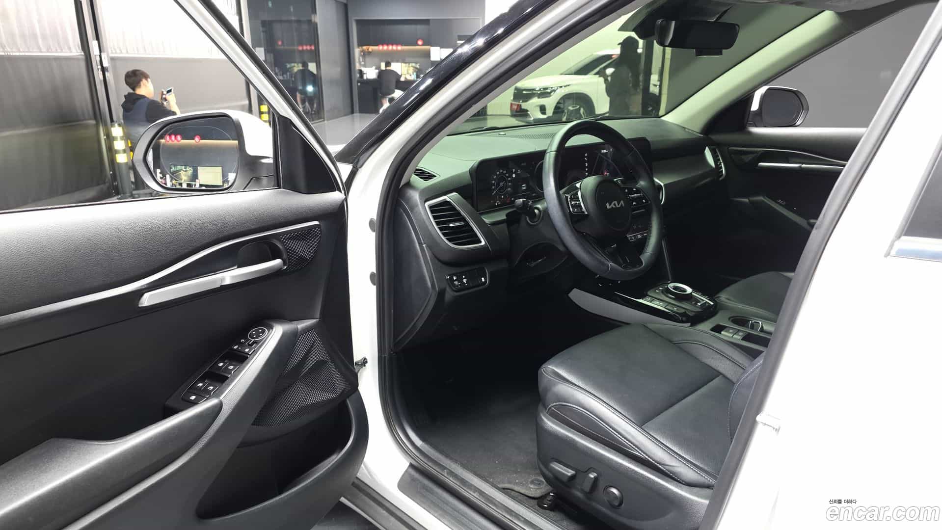 Seltos Kia 2023.11-INNER-010
