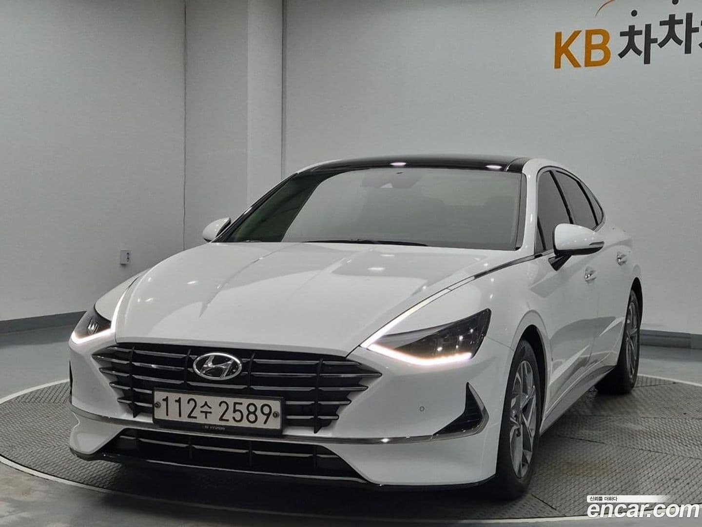 Main__Slider__Photo:Sonata Hyundai 2019.9-0