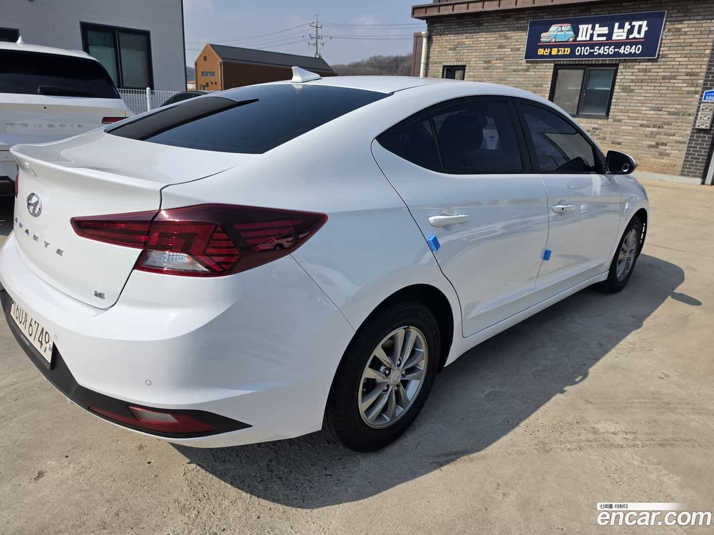 AVANTE Hyundai 2019.1-OUTER-004