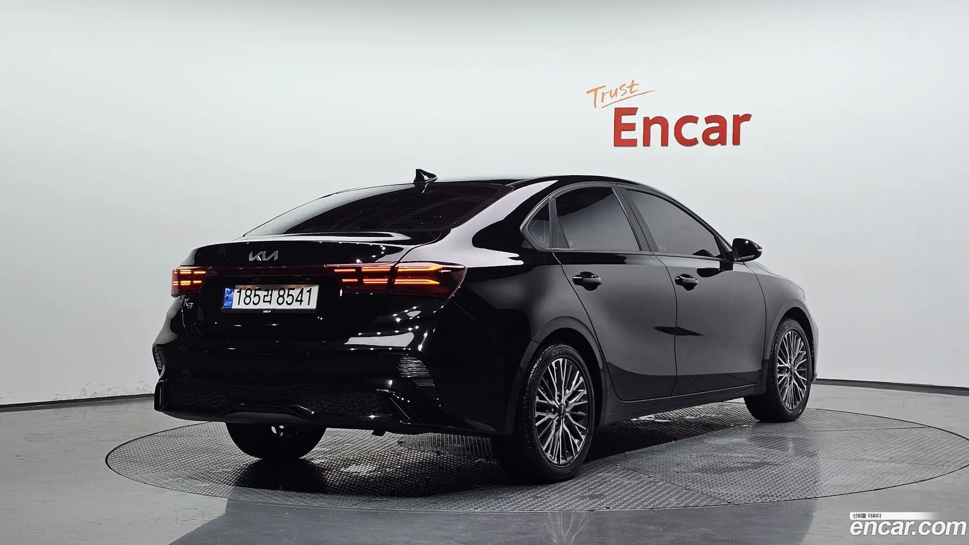 Main__Slider__Photo:K3 Kia 2024.1-1