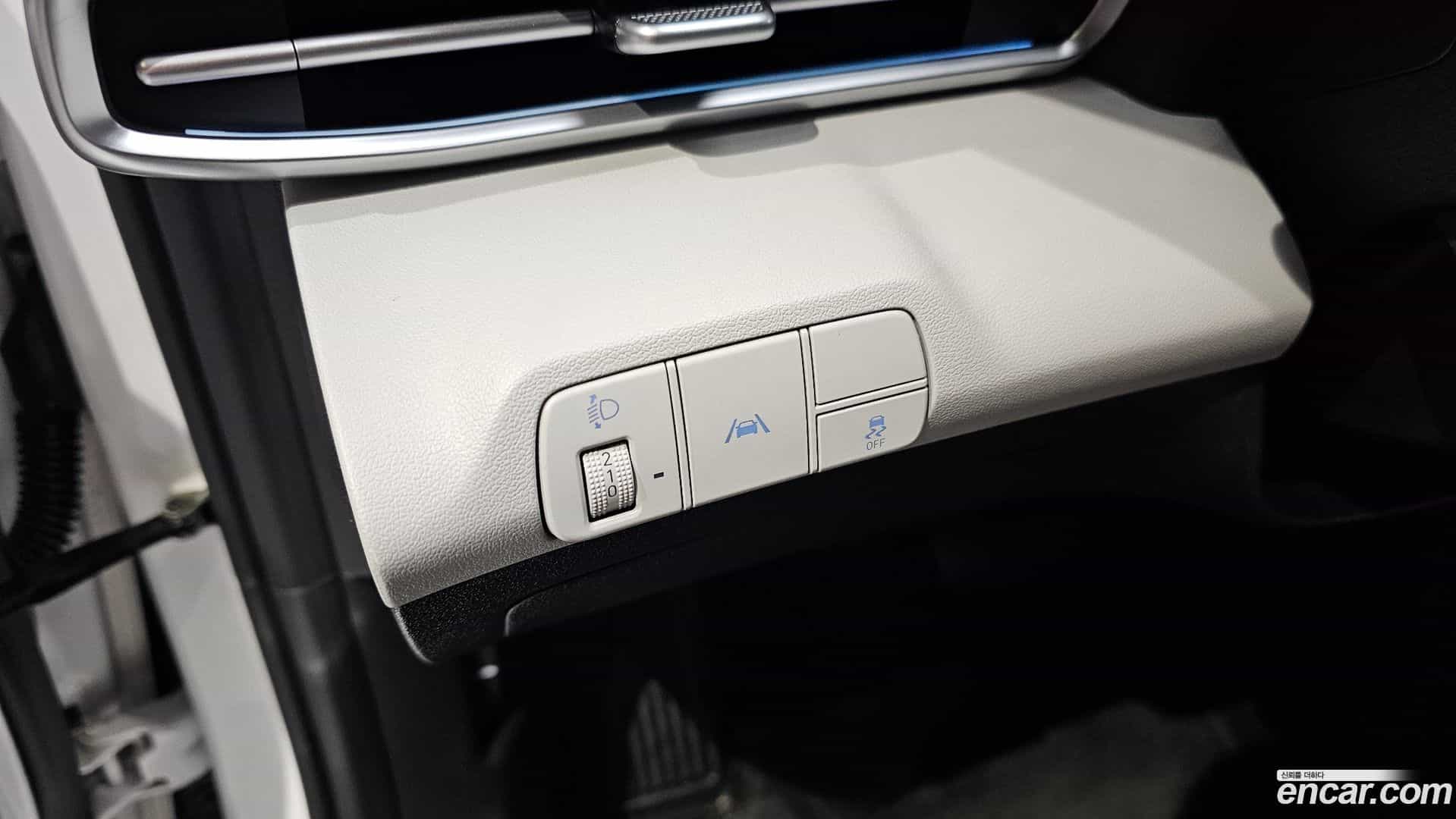 AVANTE Hyundai 2021.8-OPTION-020