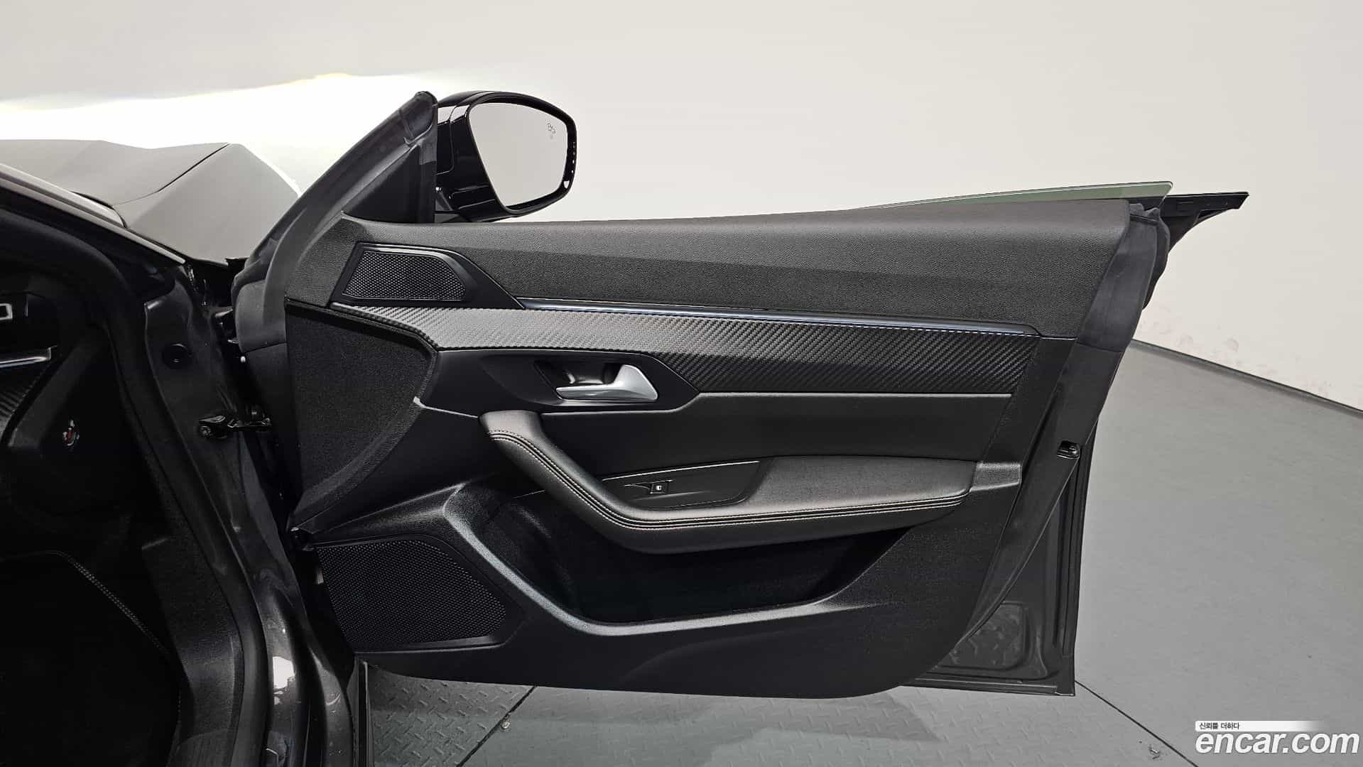 508 Peugeot 2021.10-INNER-034