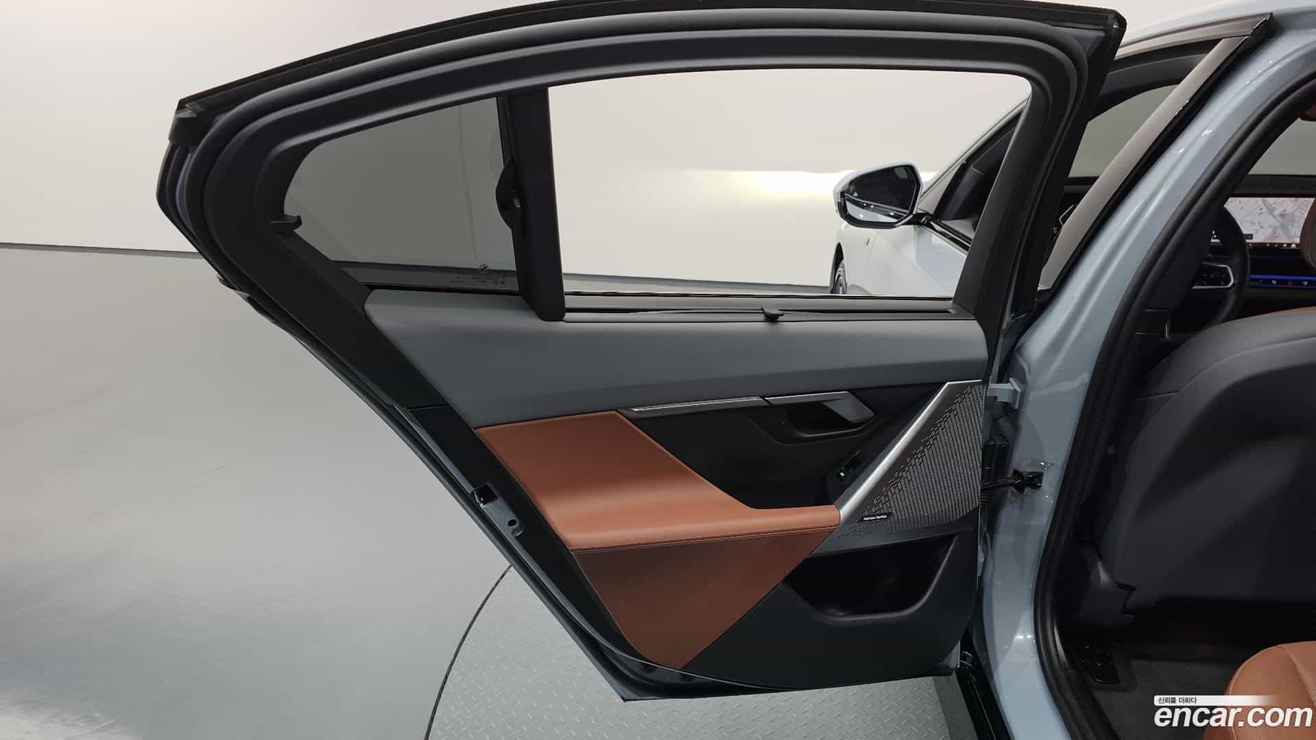 5-Series BMW 2024.9-INNER-035