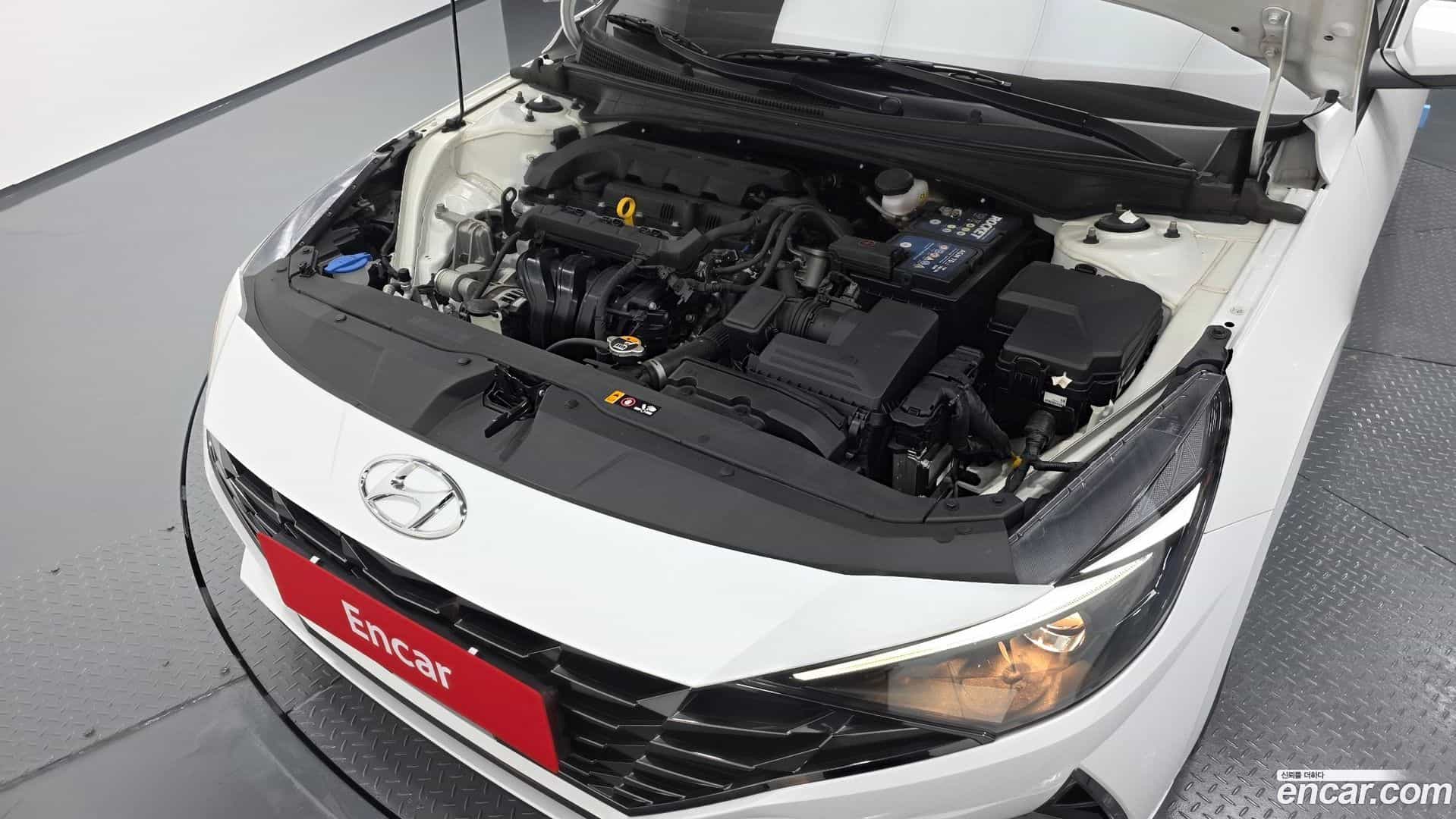 AVANTE Hyundai 2021.0-OUTER-006