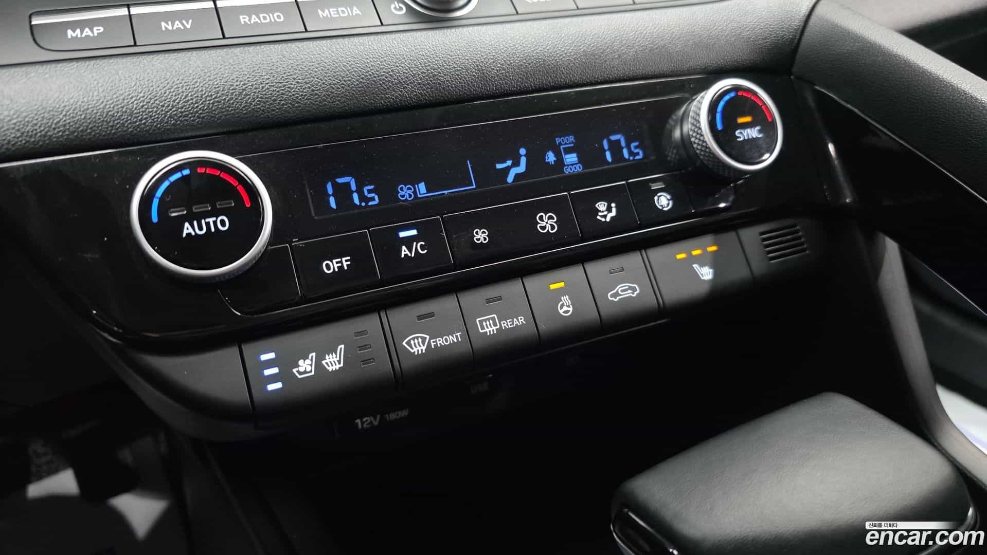AVANTE Hyundai 2021.0-OPTION-023