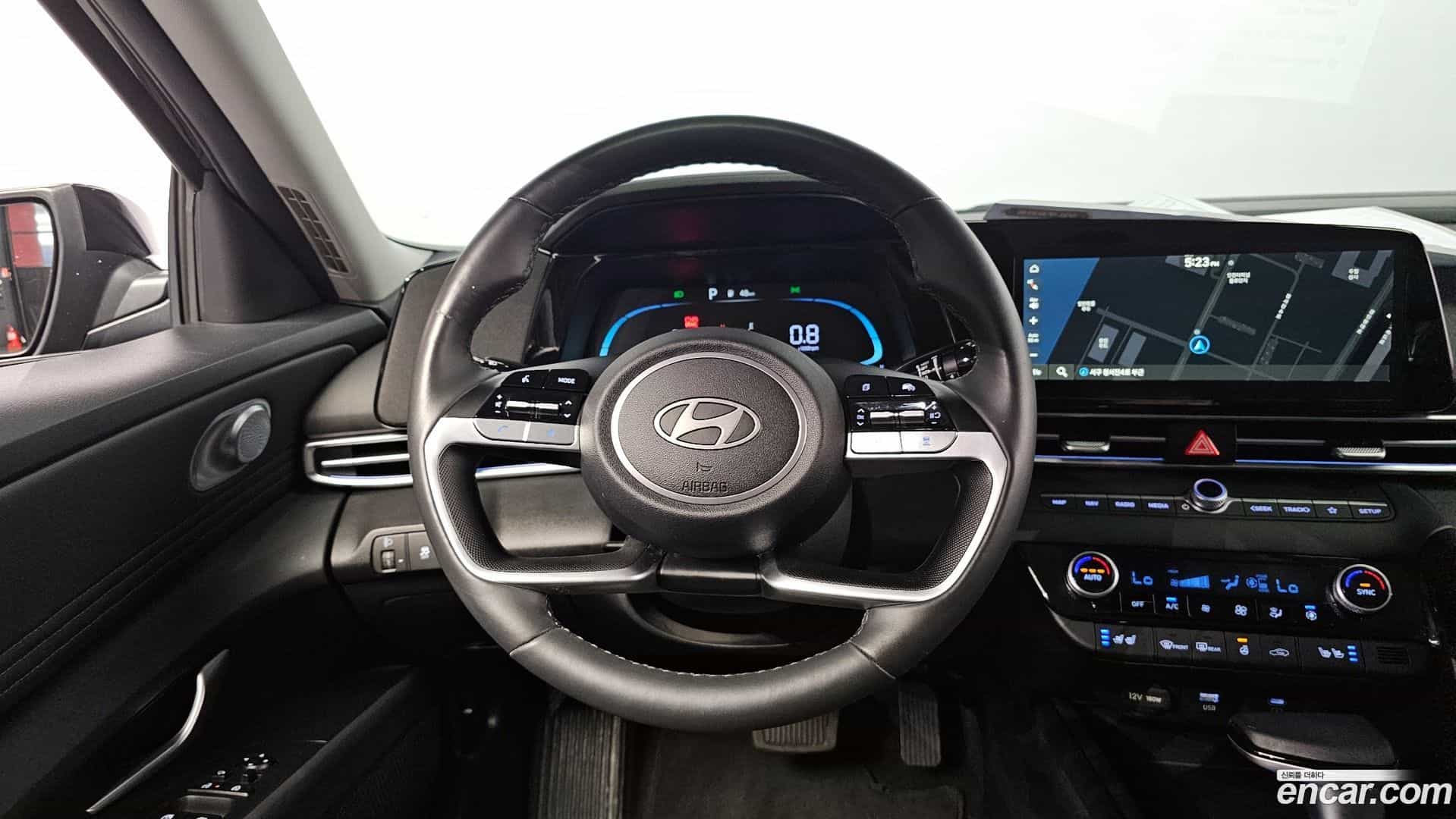 AVANTE Hyundai 2025.3-OPTION-016
