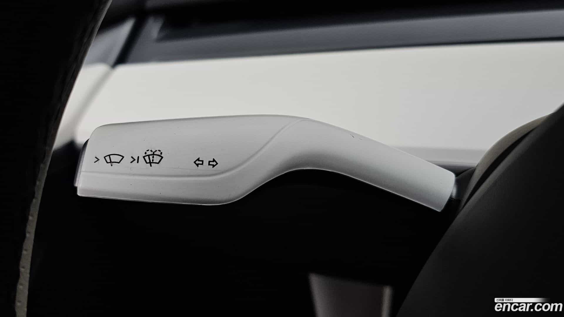 Model Y Tesla 2024.2-OPTION-040