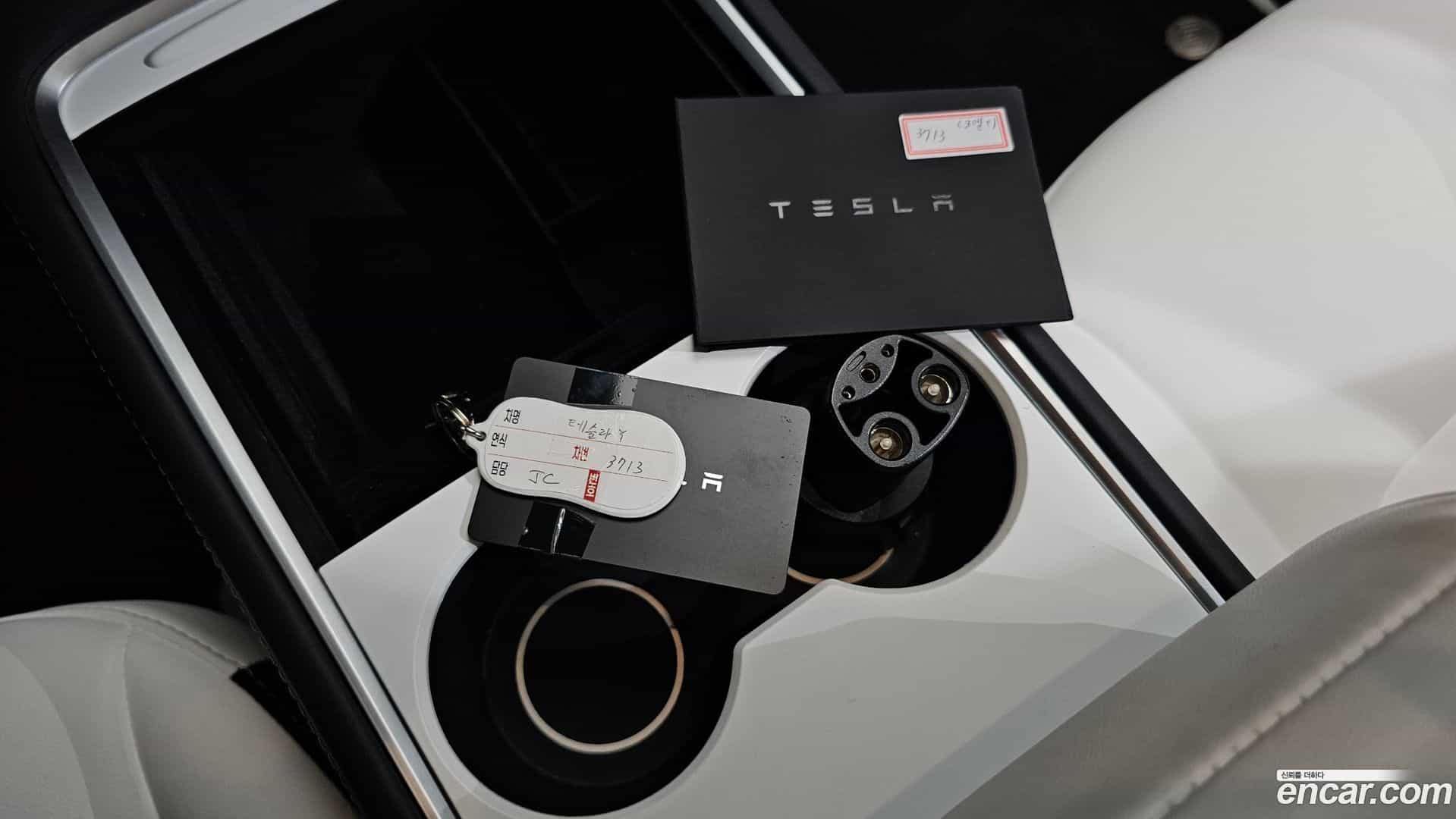 Model Y Tesla 2024.2-OPTION-042