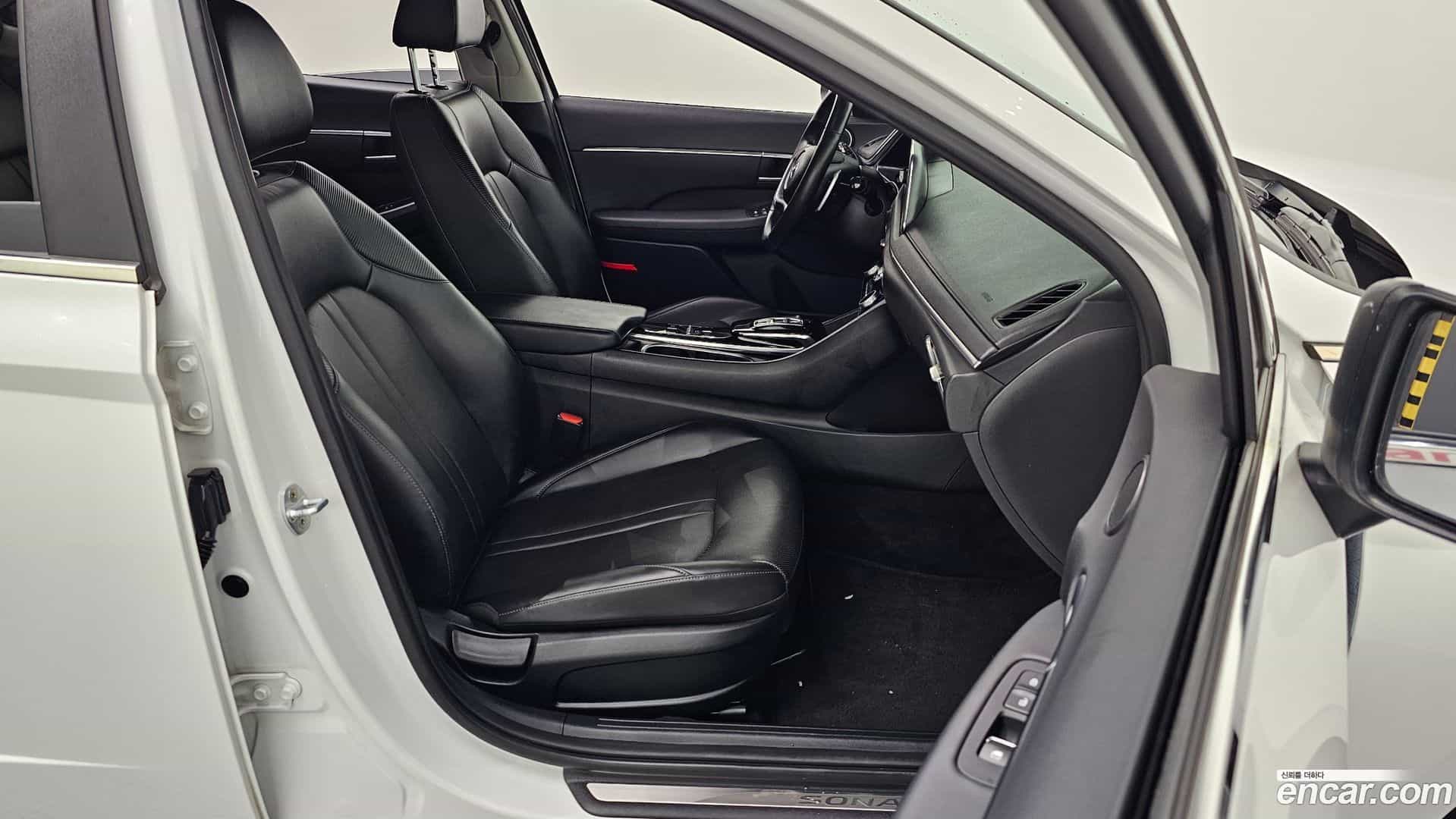 Sonata Hyundai 2019.4-INNER-010