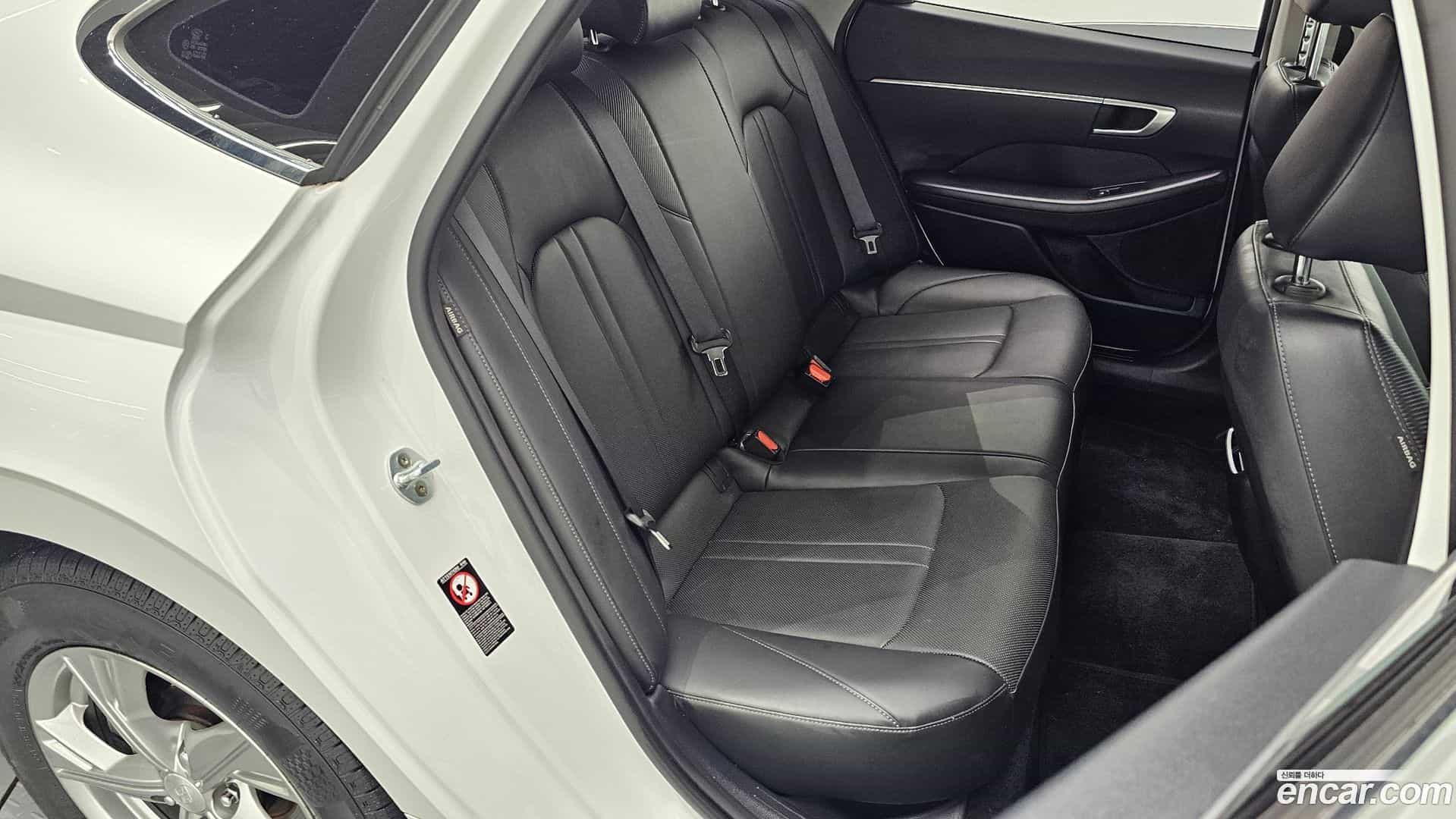 Sonata Hyundai 2019.4-OPTION-015