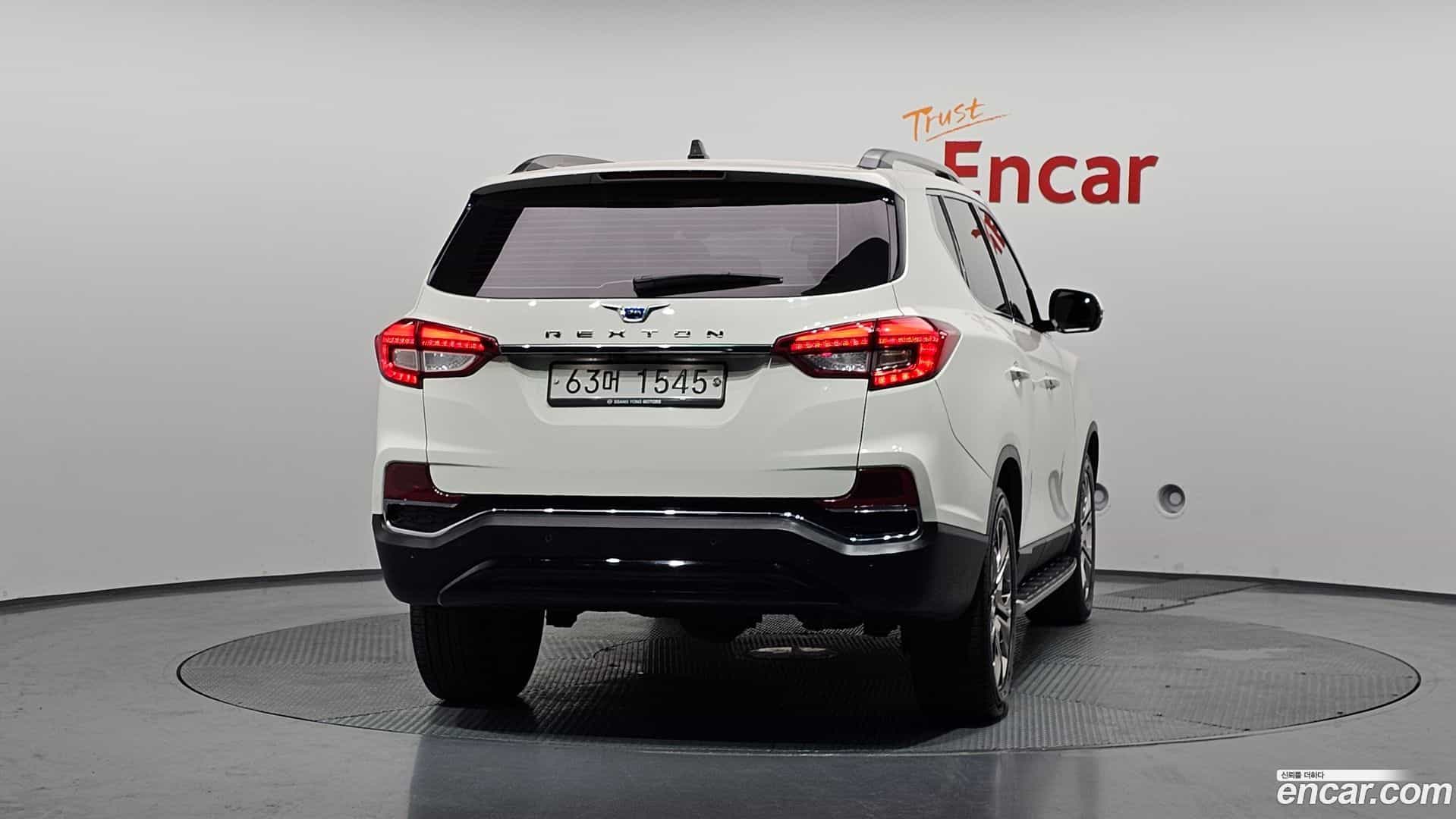 Rexton KG Mobility 2017.4-OUTER-004