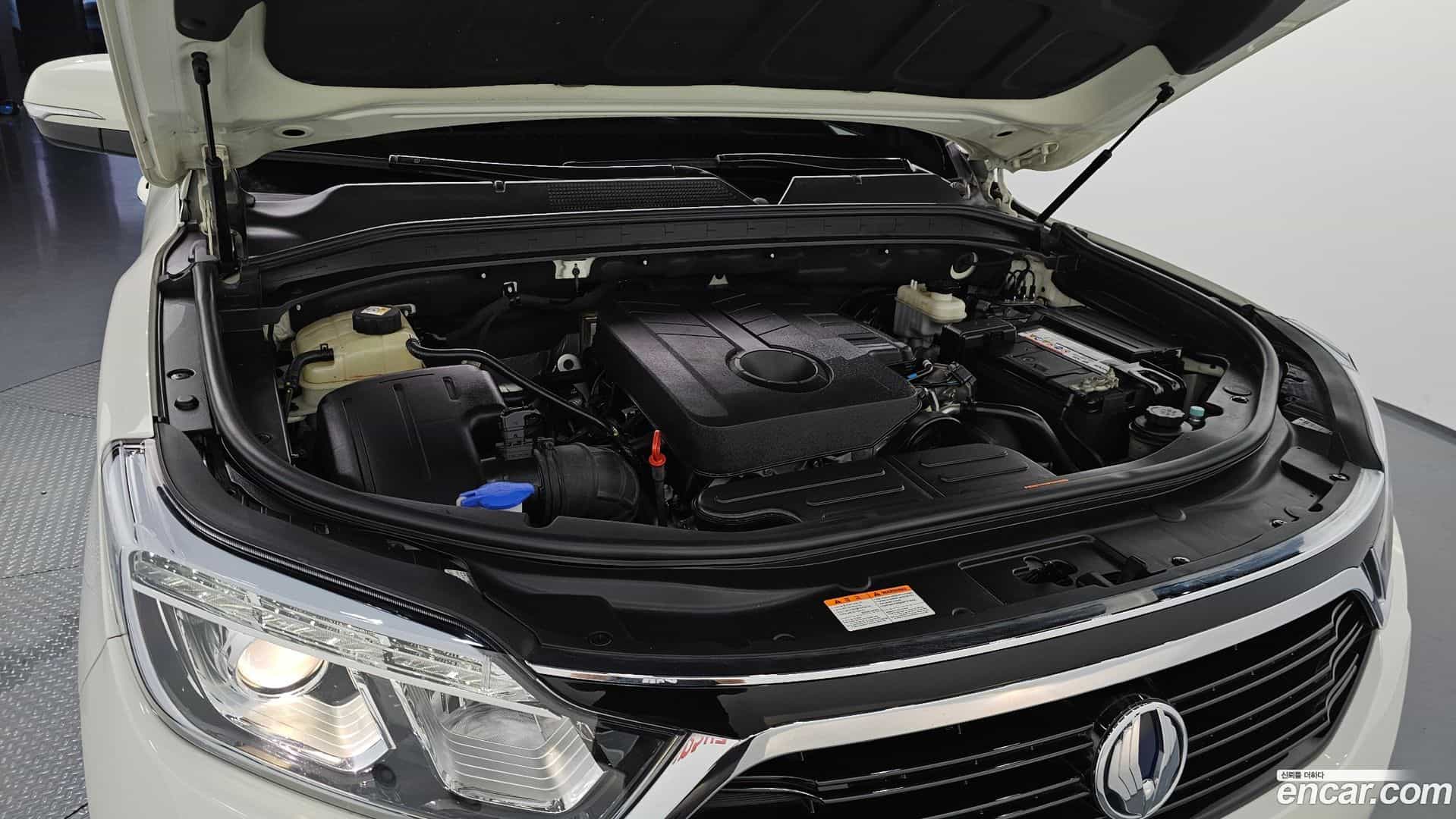 Rexton KG Mobility 2017.4-OUTER-006