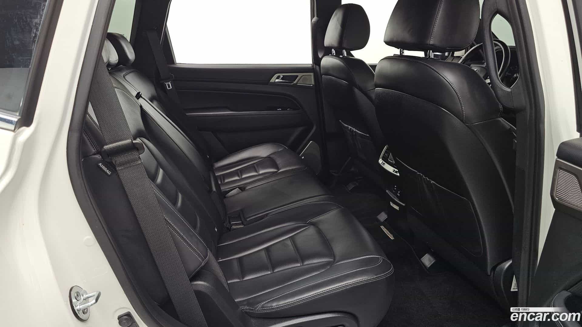 Rexton KG Mobility 2017.4-OPTION-016