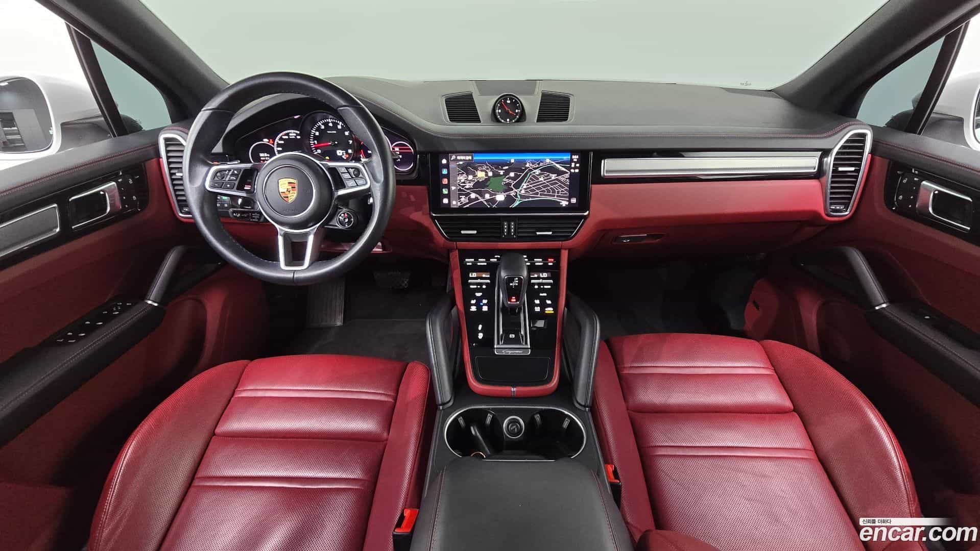 Cayenne Porsche 2022.11-INNER-007