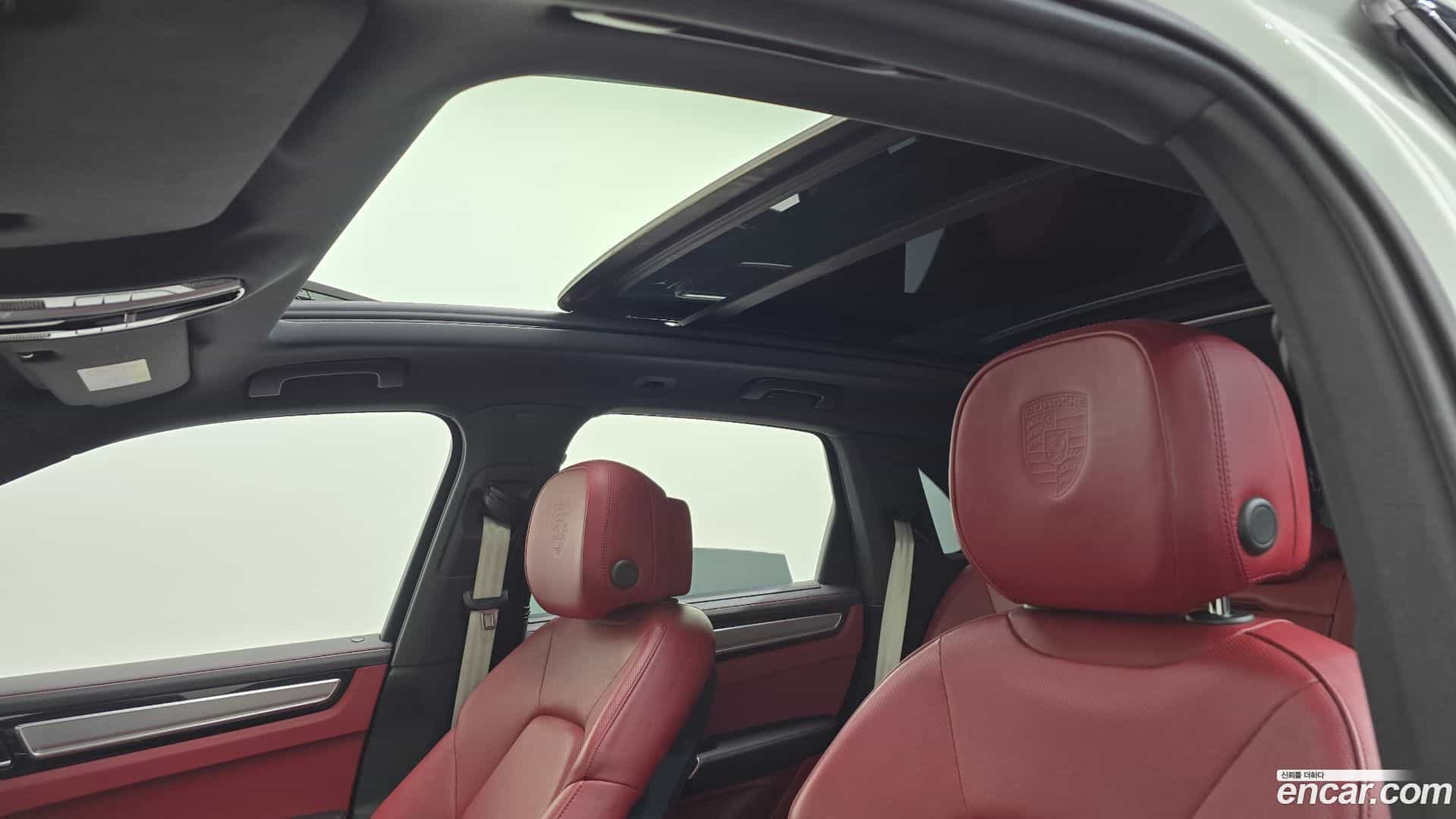 Cayenne Porsche 2022.11-OPTION-021
