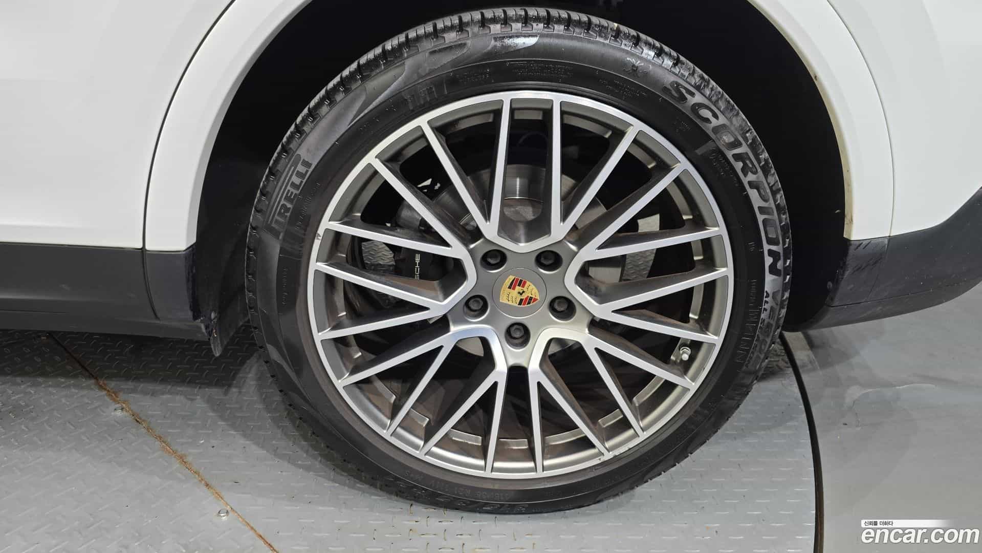 Cayenne Porsche 2022.11-OUTER-031