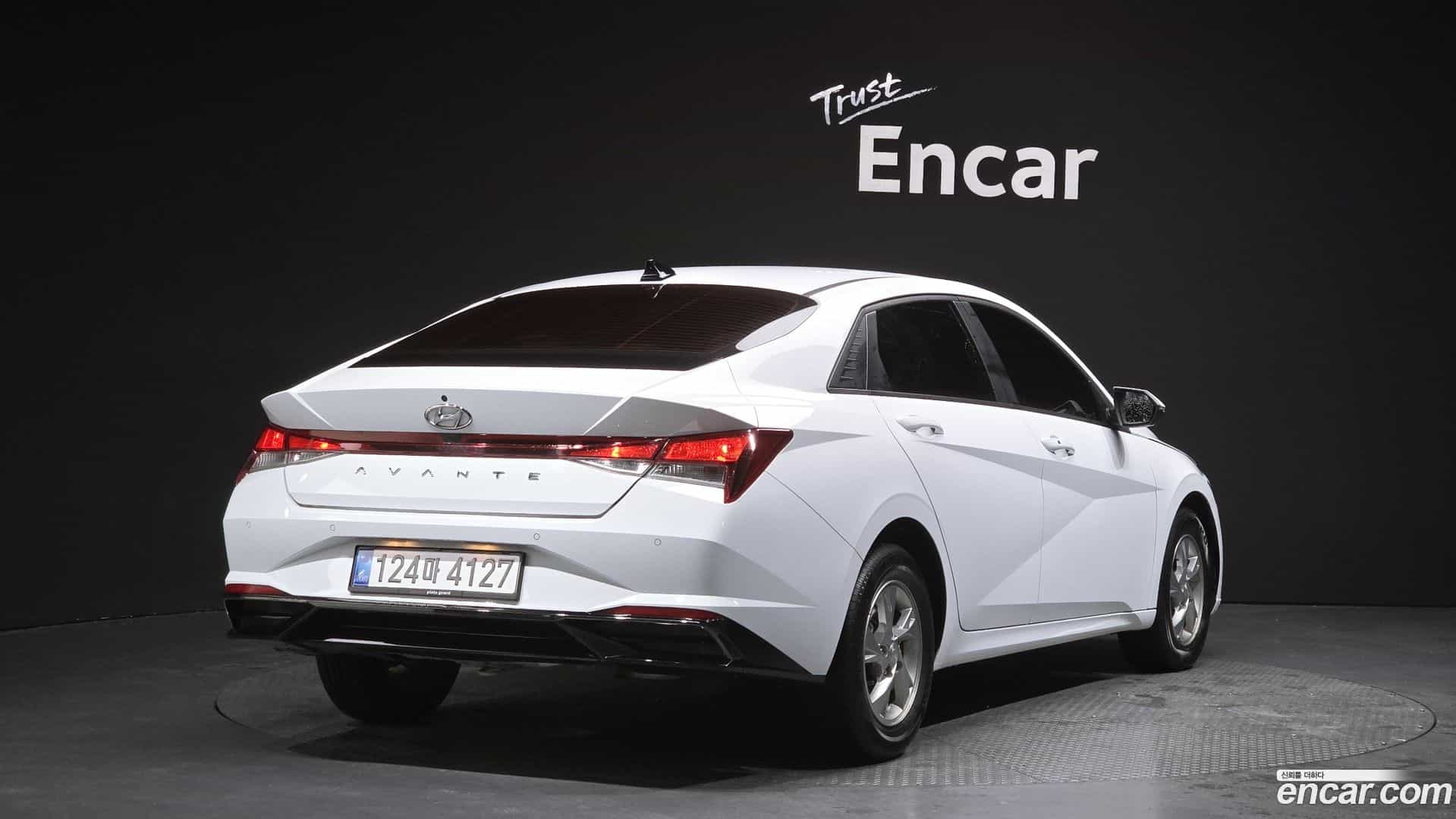 AVANTE Hyundai 2022.2-OUTER-002