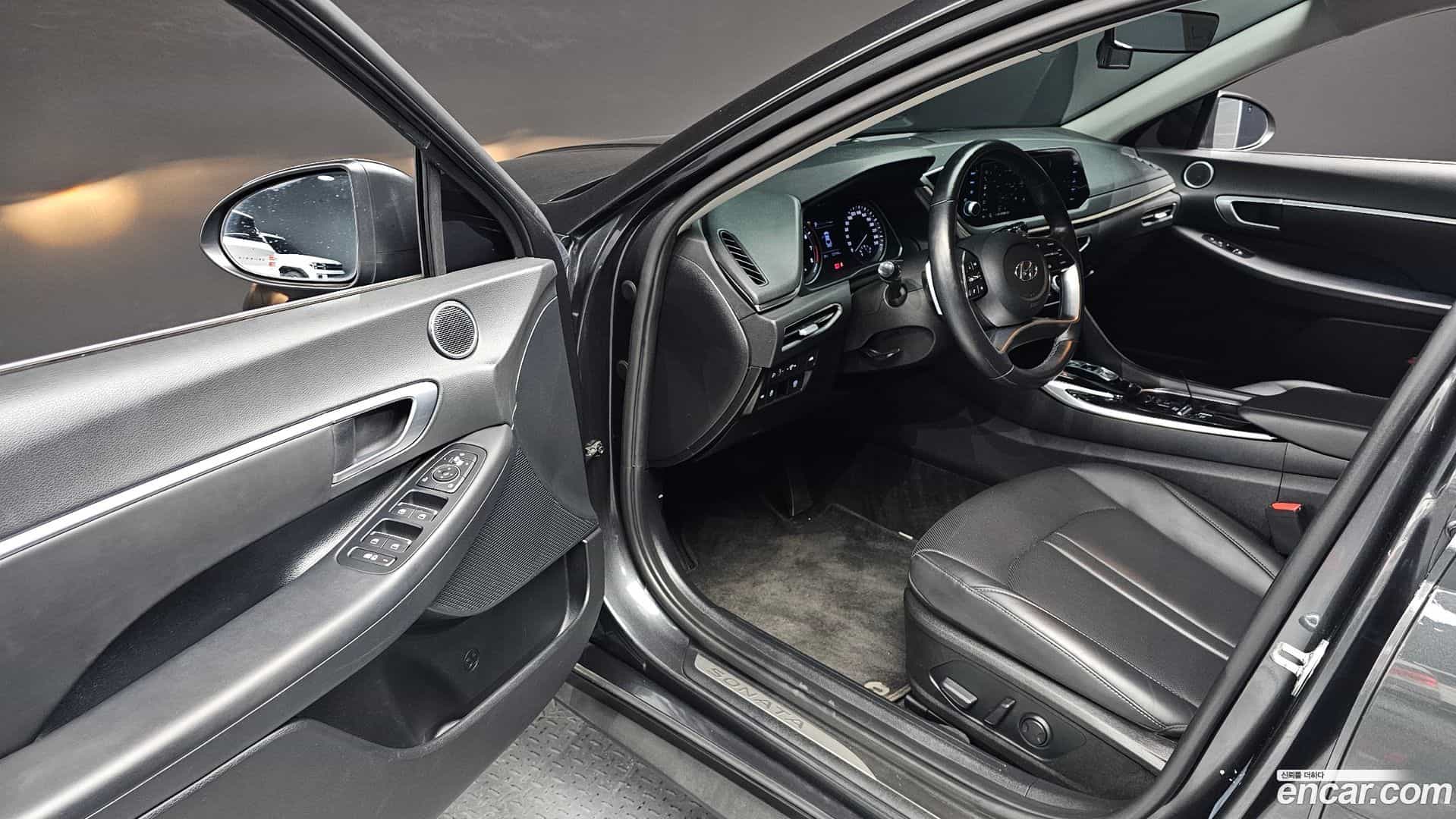 Sonata Hyundai 2021.3-INNER-010