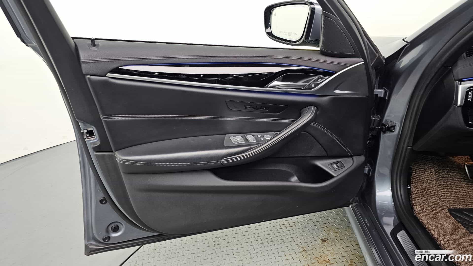 5-Series BMW 2019.8-INNER-034