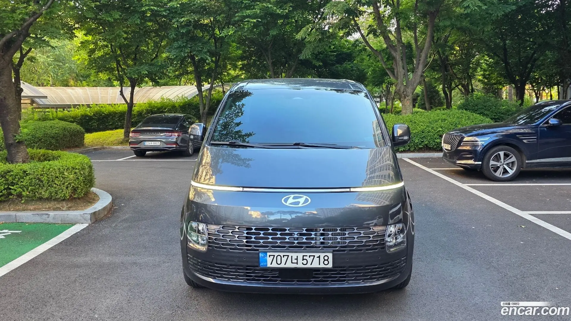 Main__Slider__Photo:Staria Hyundai 2024.5-0