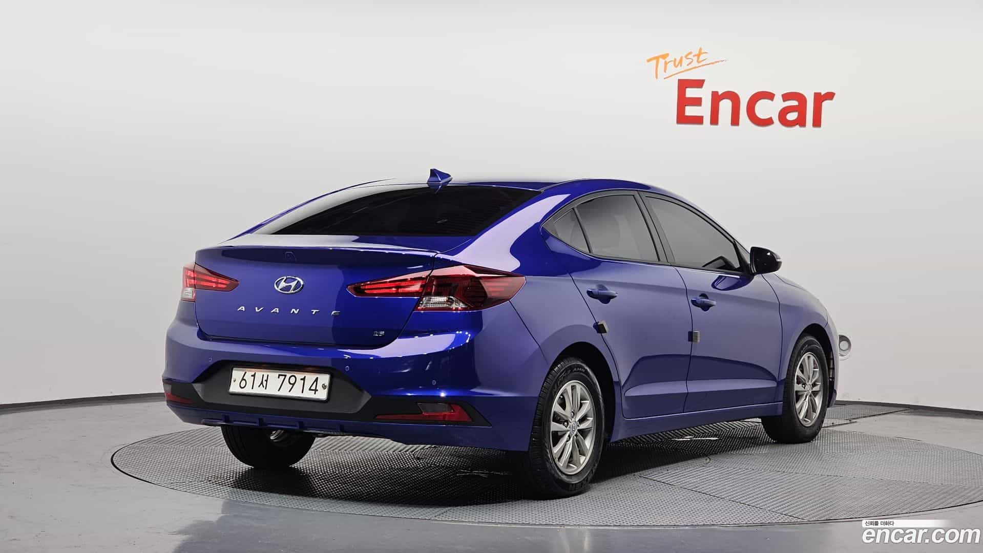 AVANTE Hyundai 2019.4-OUTER-002