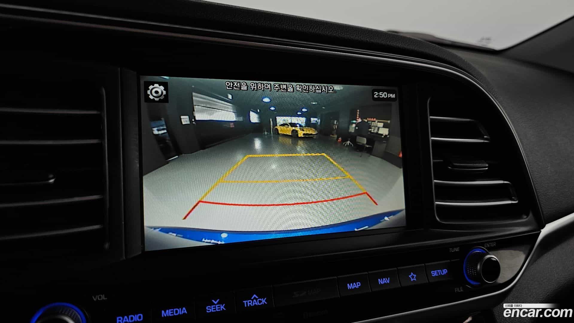 AVANTE Hyundai 2019.4-OPTION-019