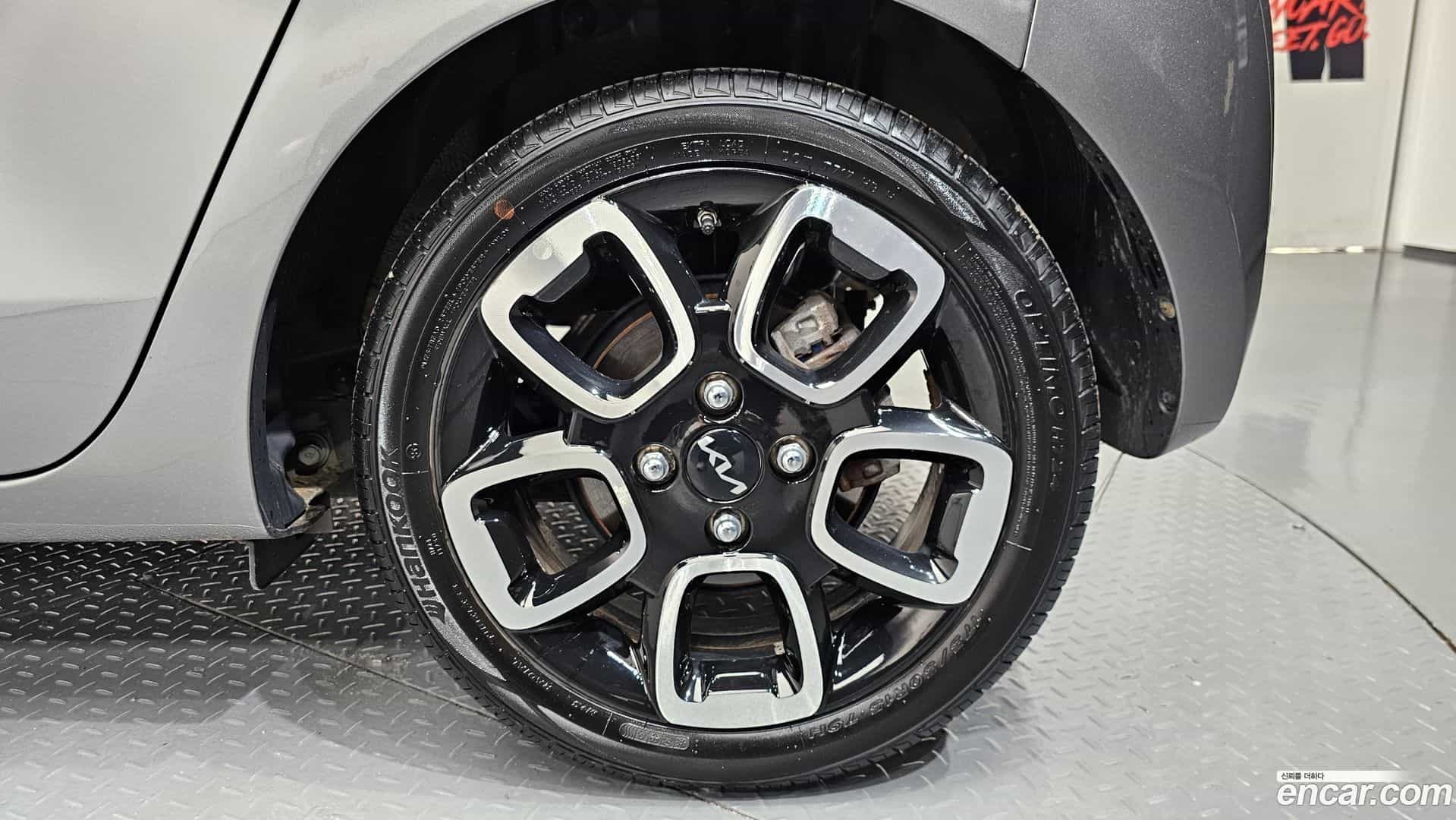 RAY Kia 2022.0-OUTER-031