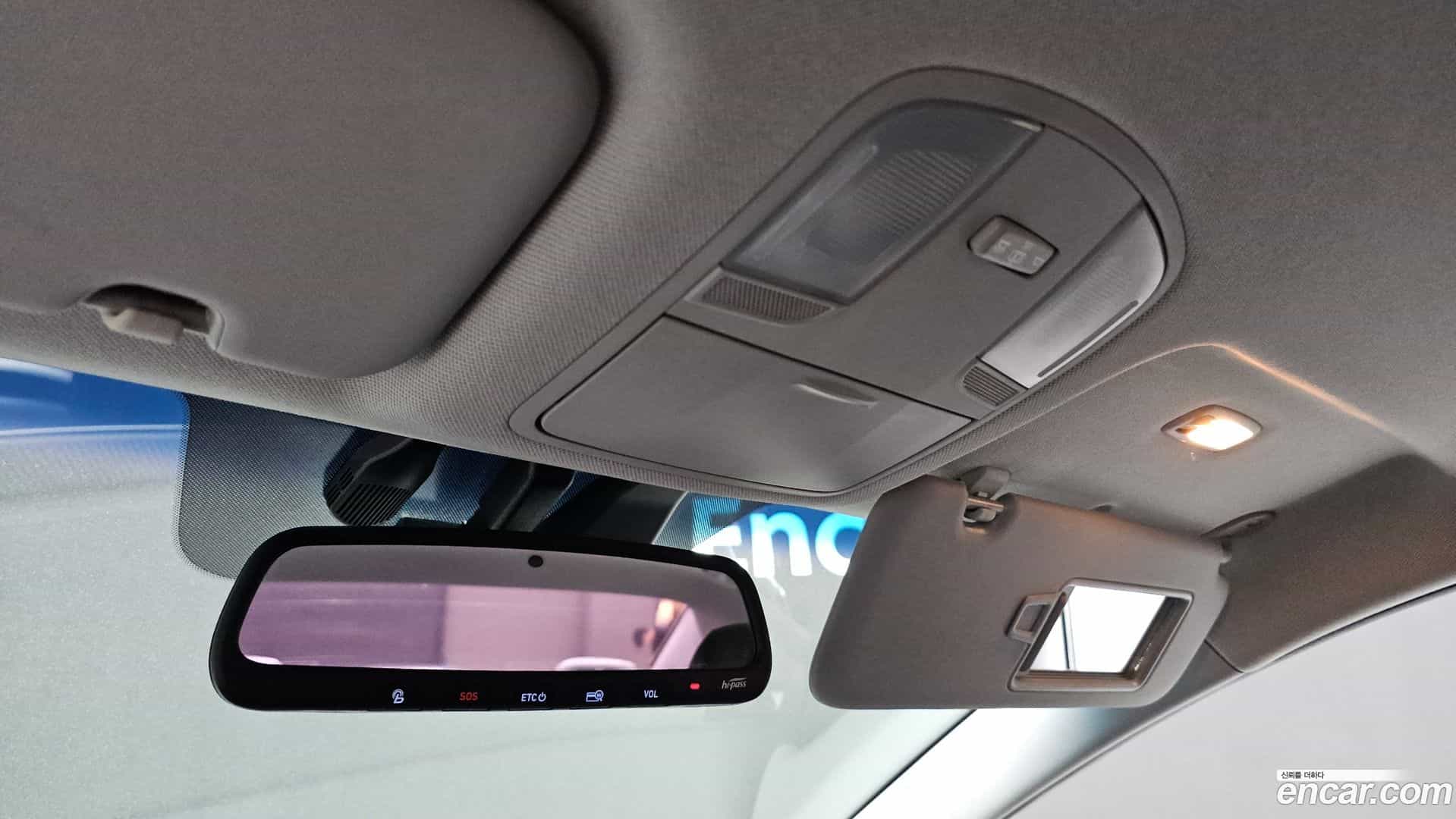 AVANTE Hyundai 2019.10-OPTION-021