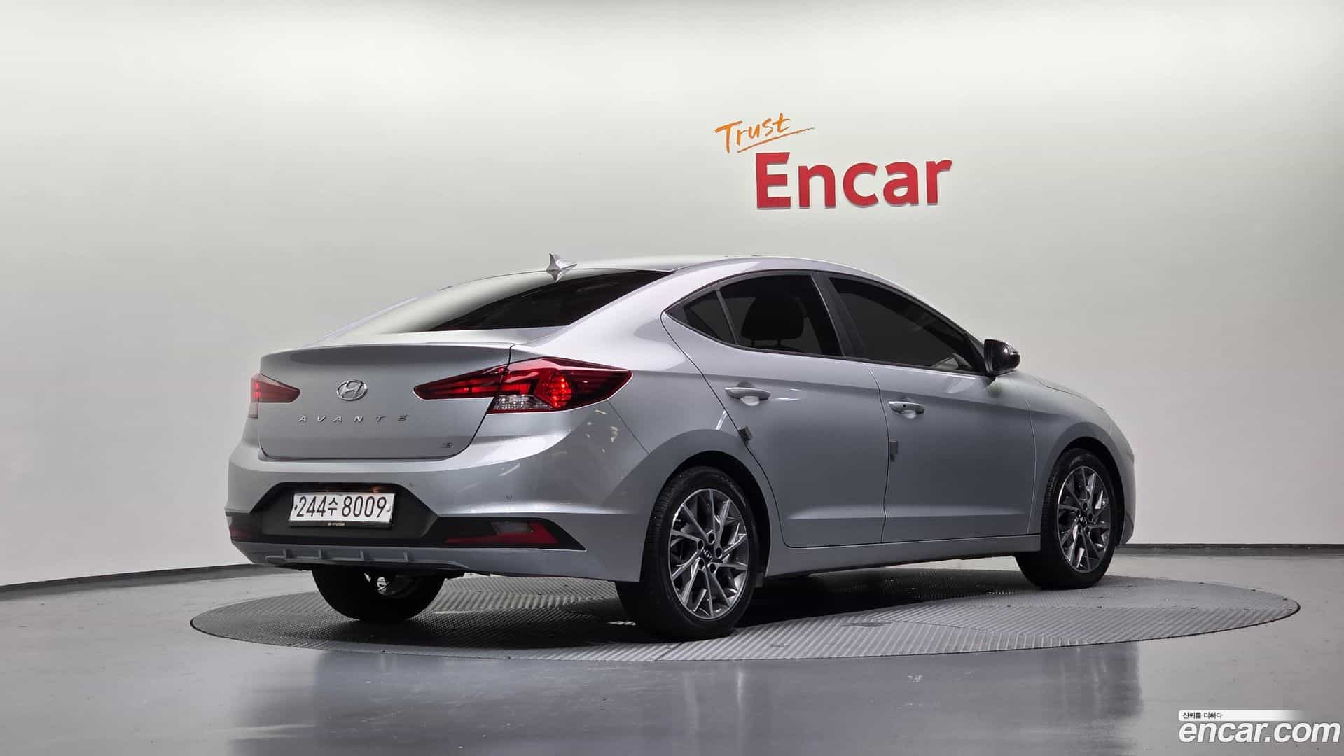 AVANTE Hyundai 2020.2-OUTER-002