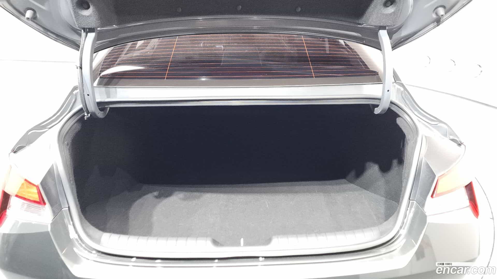 AVANTE Hyundai 2021.4-OPTION-021