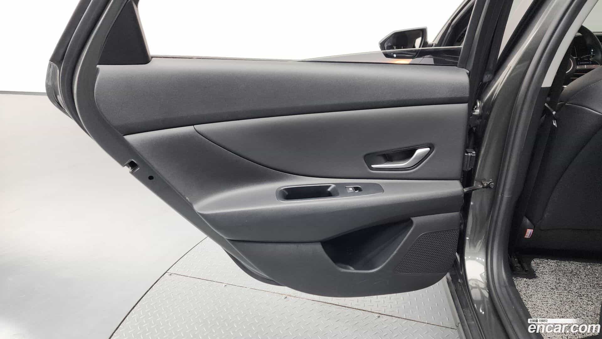 AVANTE Hyundai 2021.4-INNER-035