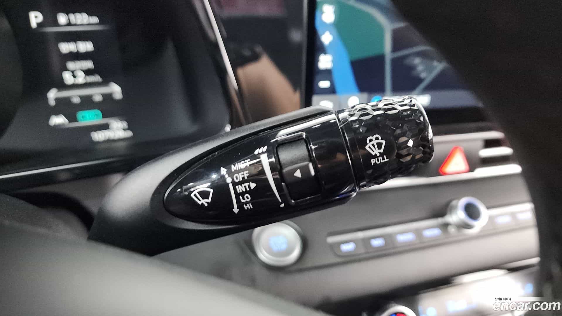 AVANTE Hyundai 2021.4-OPTION-041