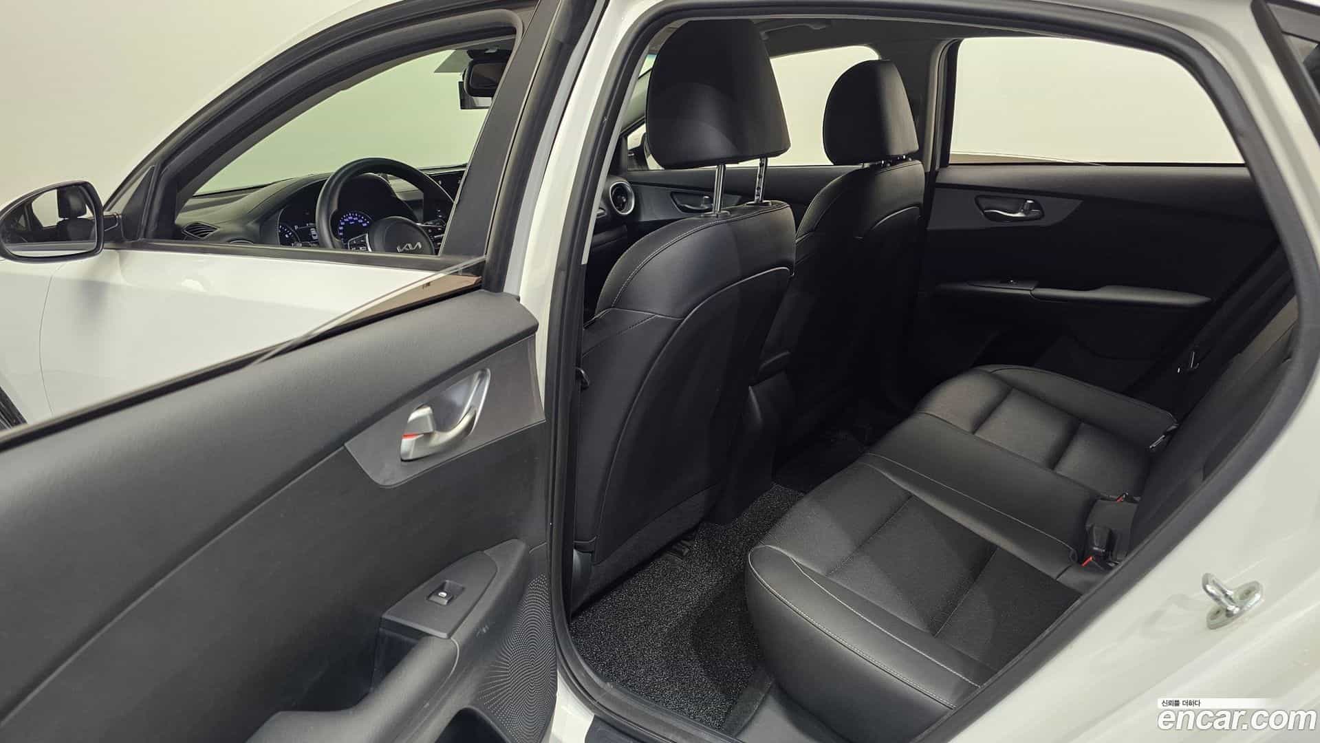 K3 Kia 2021.6-OPTION-015
