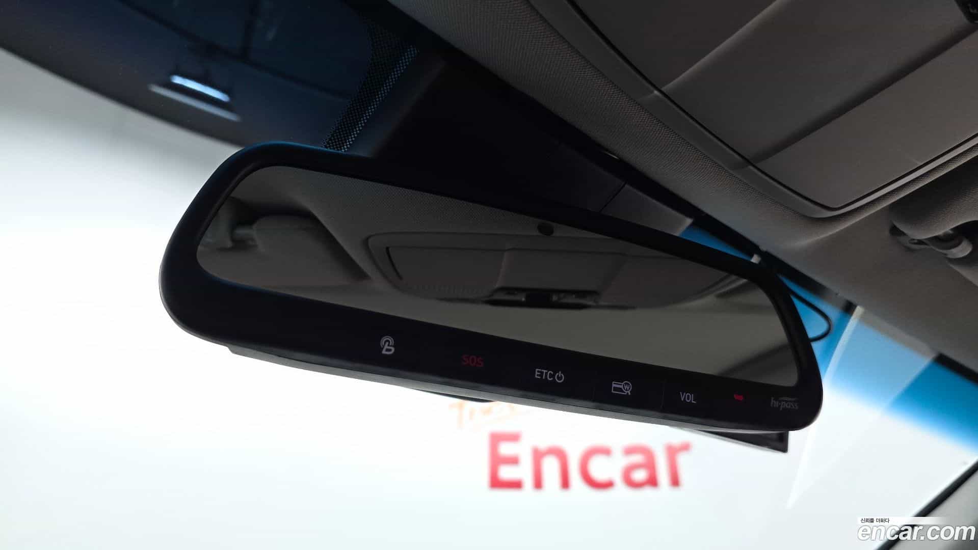 Grandeur Hyundai 2018.9-OPTION-023