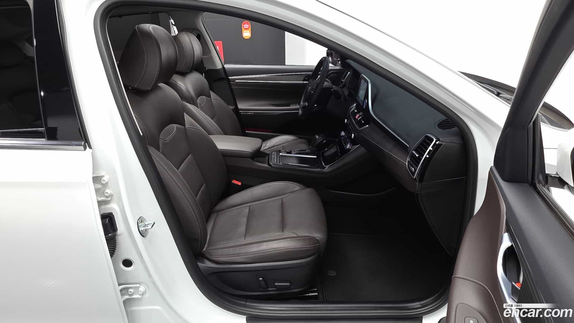 Grandeur Hyundai 2018.9-INNER-036