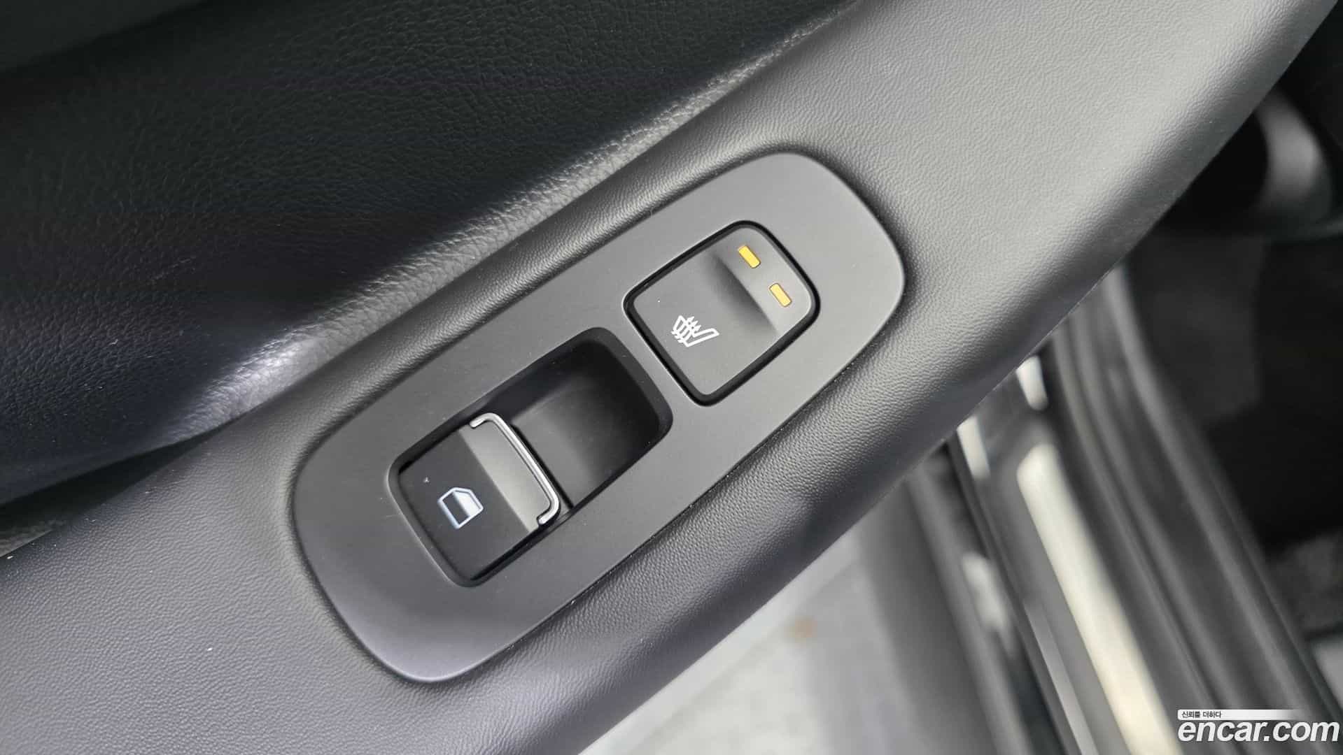 Sonata Hyundai 2019.11-OPTION-043