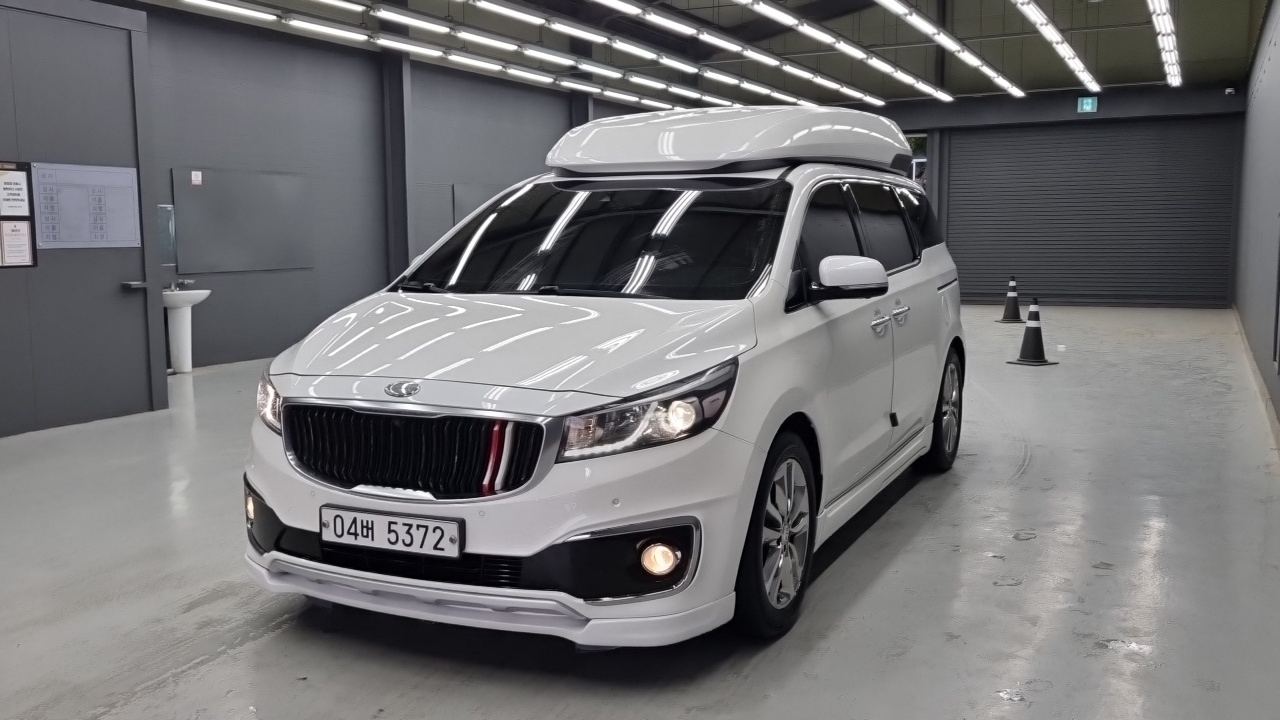 Main__Slider__Photo:Canival Kia 2017.8-0