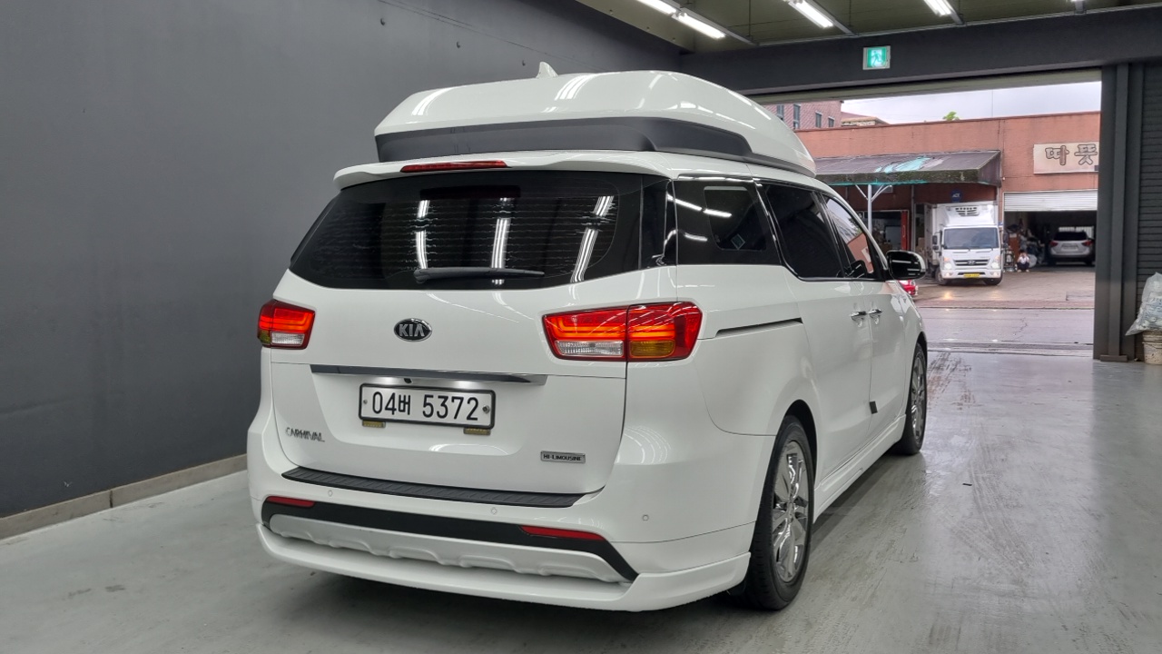 Canival Kia 2017.8-OUTER-002