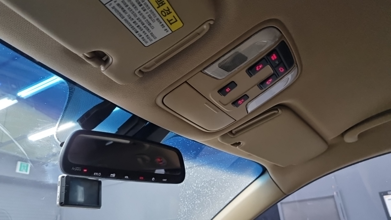 Canival Kia 2017.8-OPTION-017